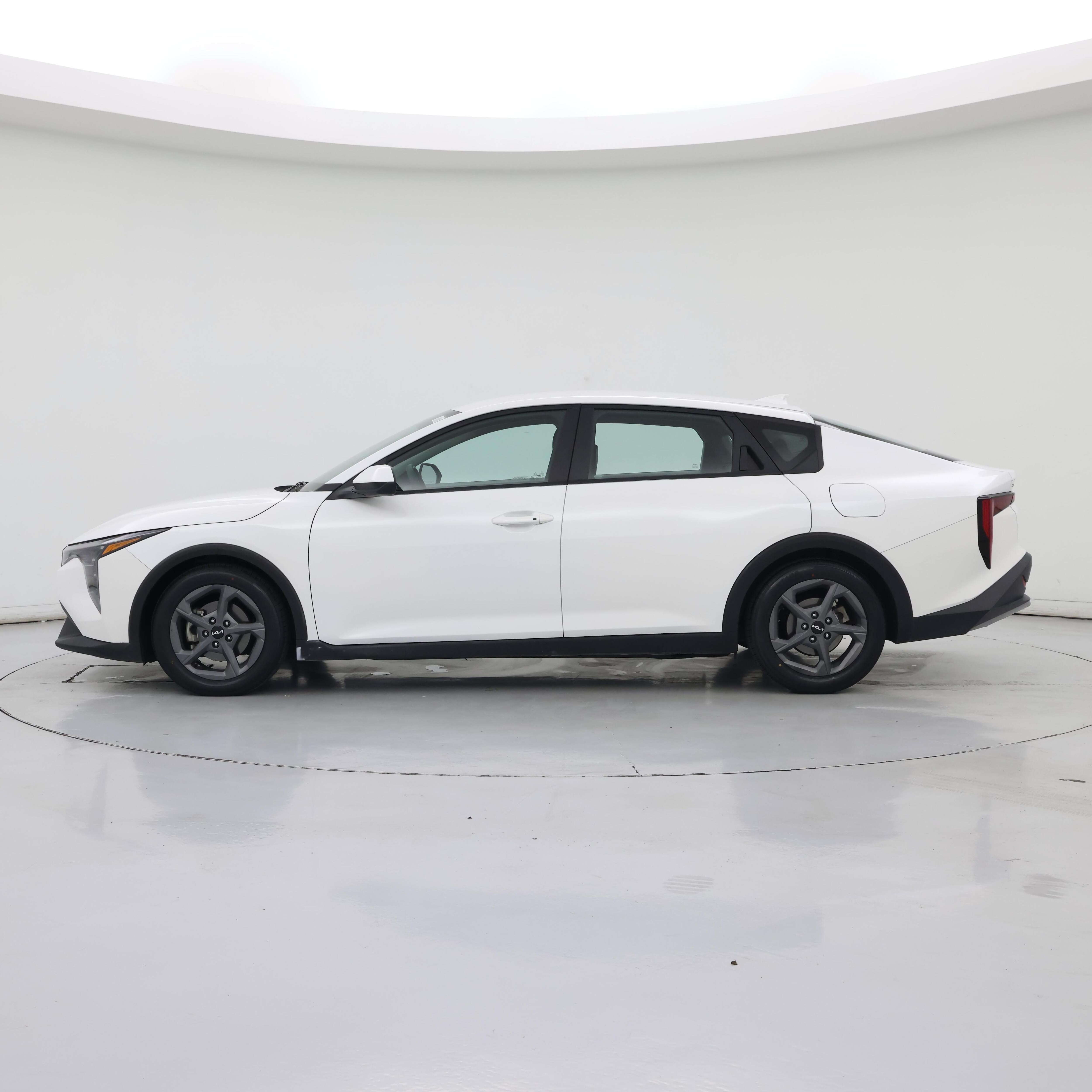 Thumbnail: 2025 Kia K4 - 3