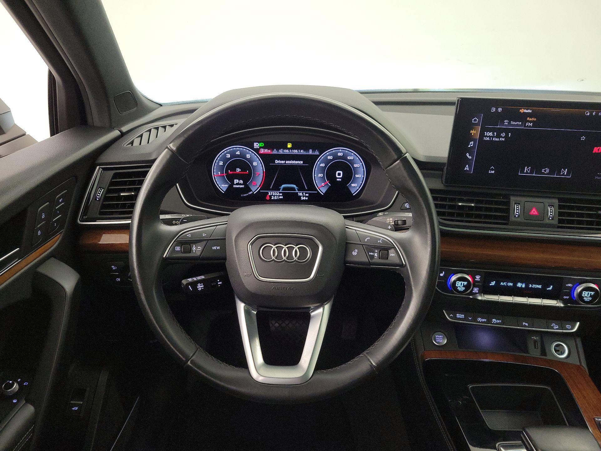 Thumbnail: 2023 Audi Q5 - 10