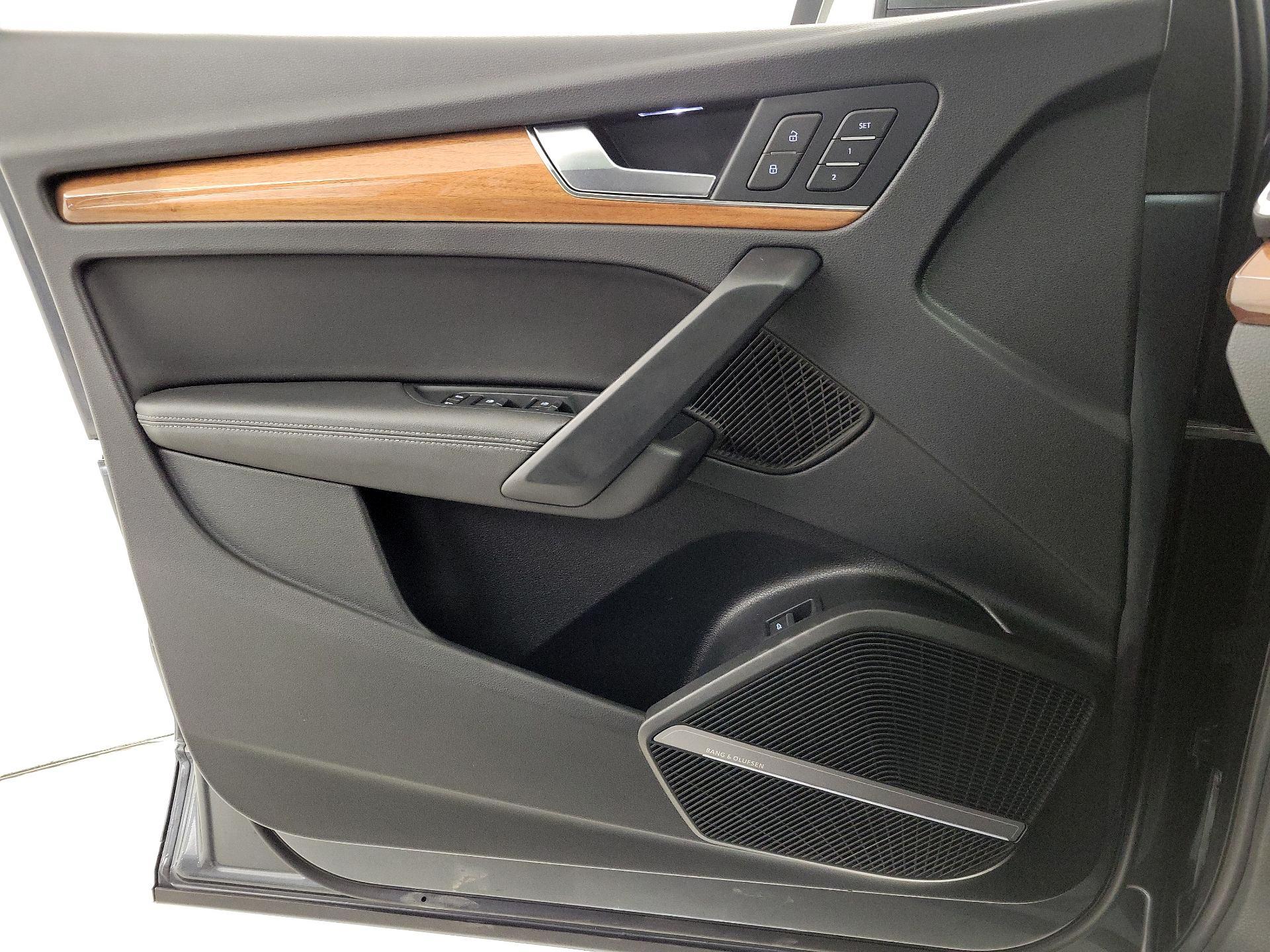 Thumbnail: 2023 Audi Q5 - 12