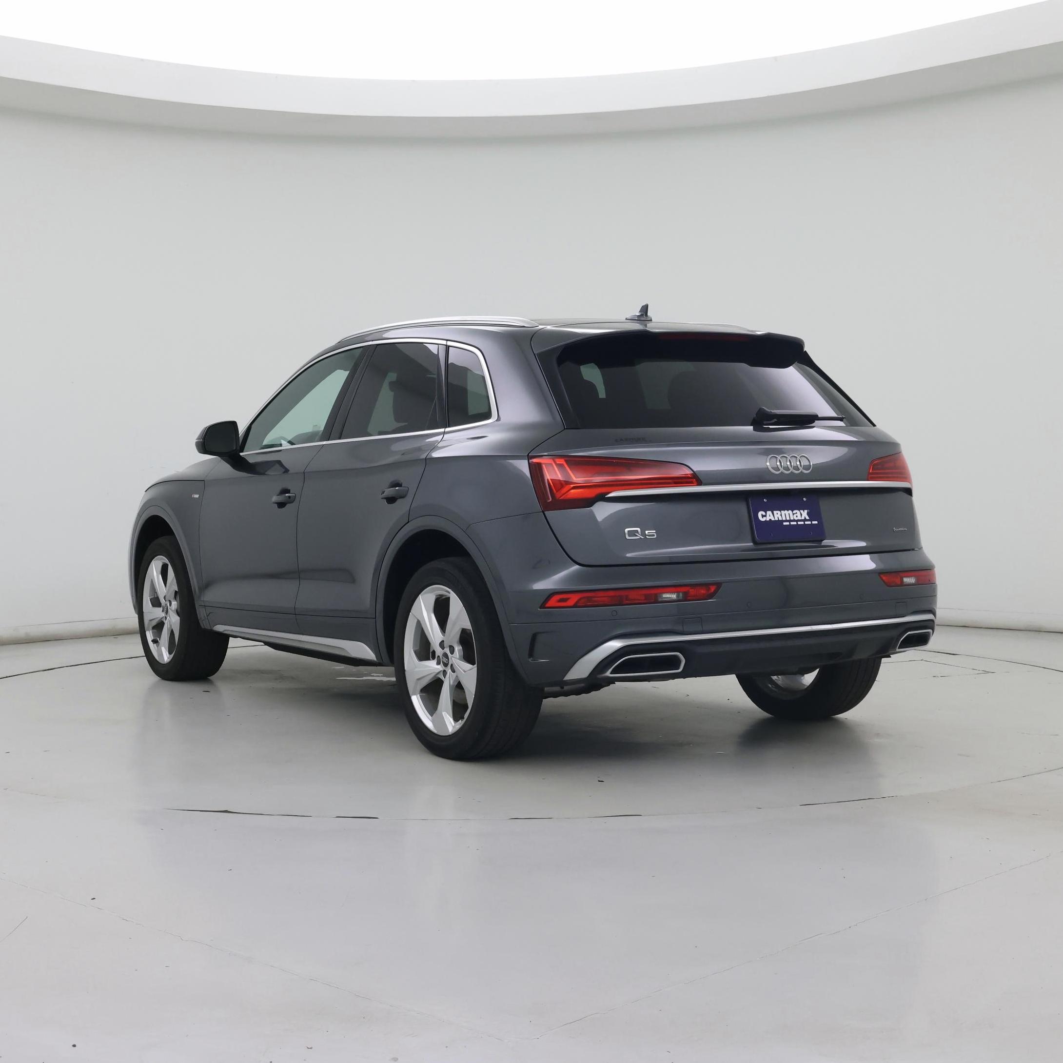 Thumbnail: 2023 Audi Q5 - 2