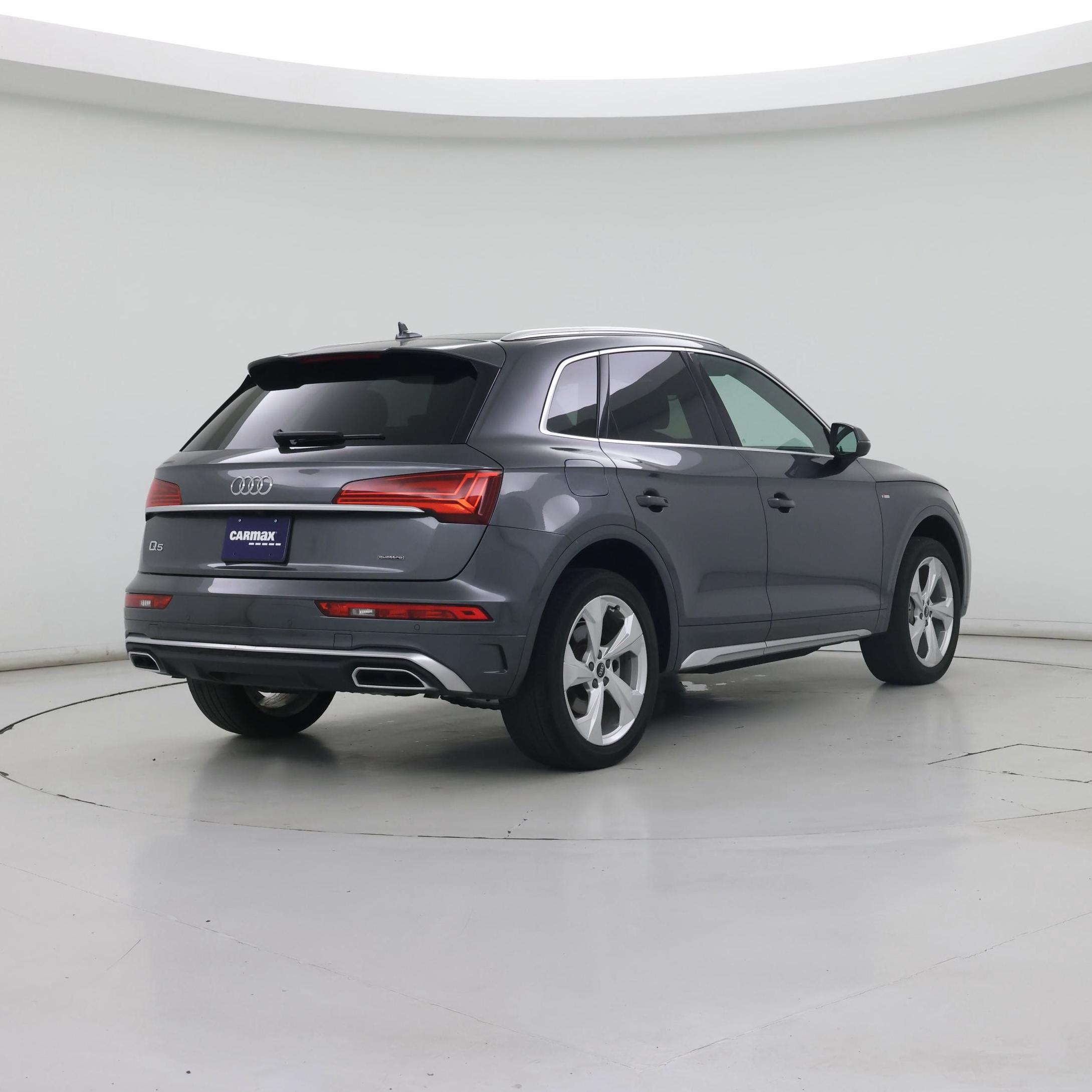 Thumbnail: 2023 Audi Q5 - 8