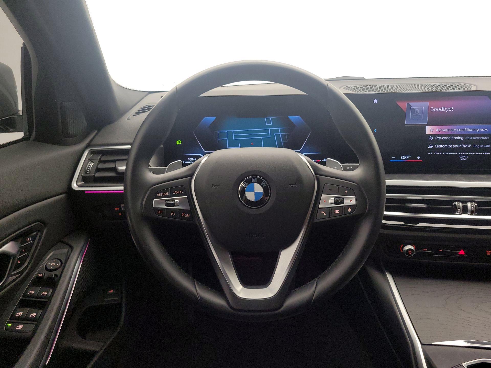 Thumbnail: 2024 BMW 3 Series - 10