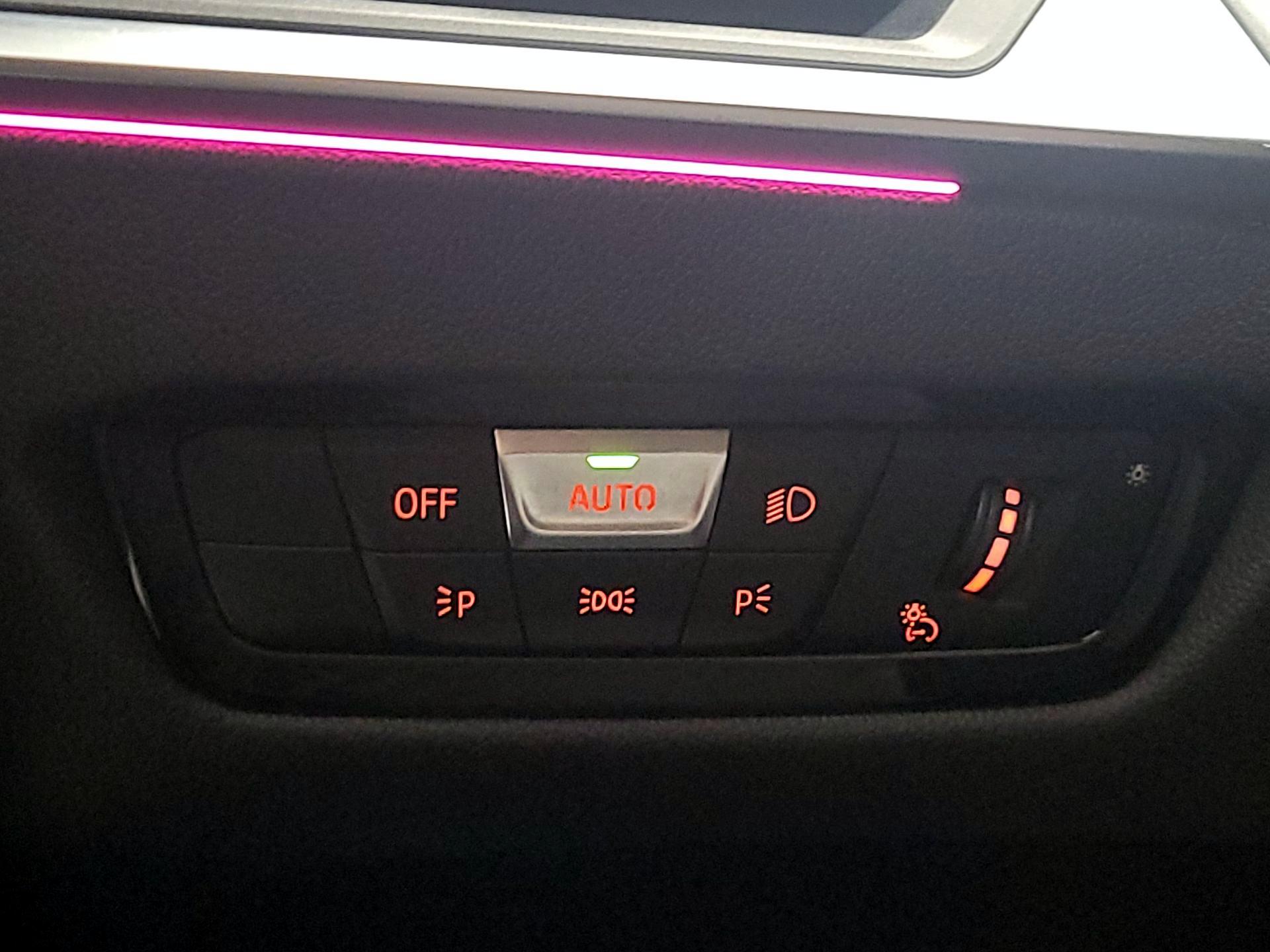 Thumbnail: 2024 BMW 3 Series - 13