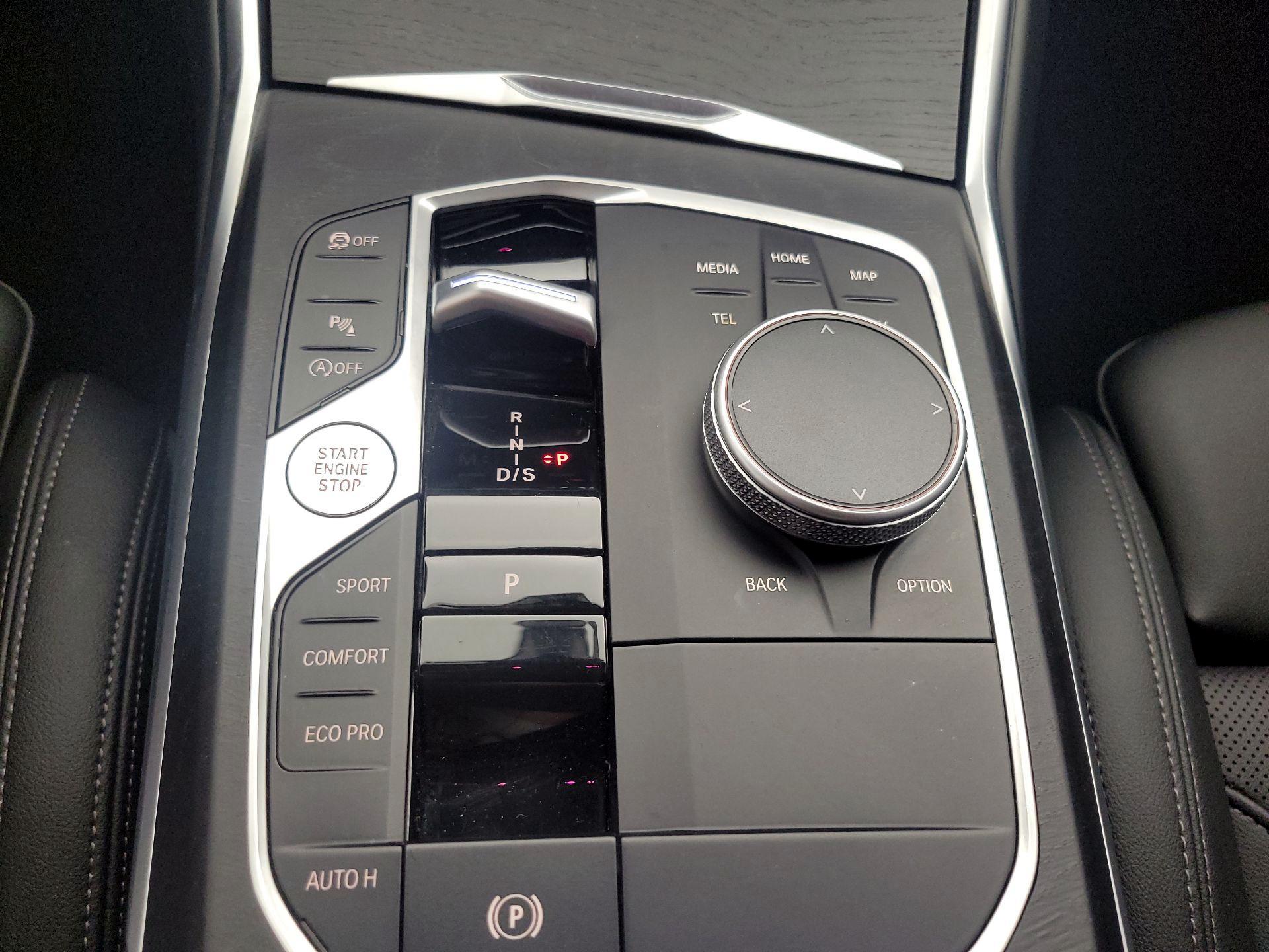 Thumbnail: 2024 BMW 3 Series - 18