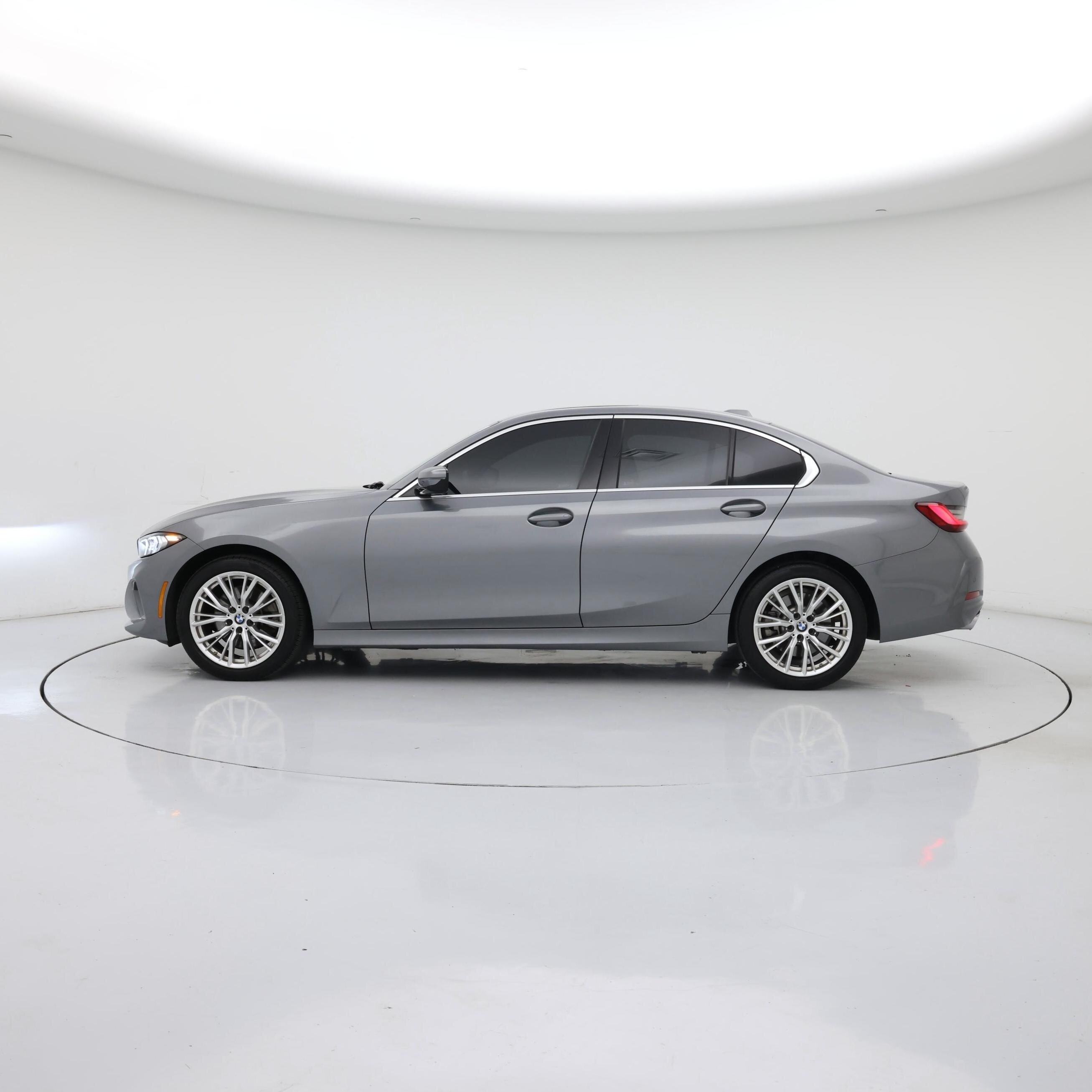 Thumbnail: 2024 BMW 3 Series - 3