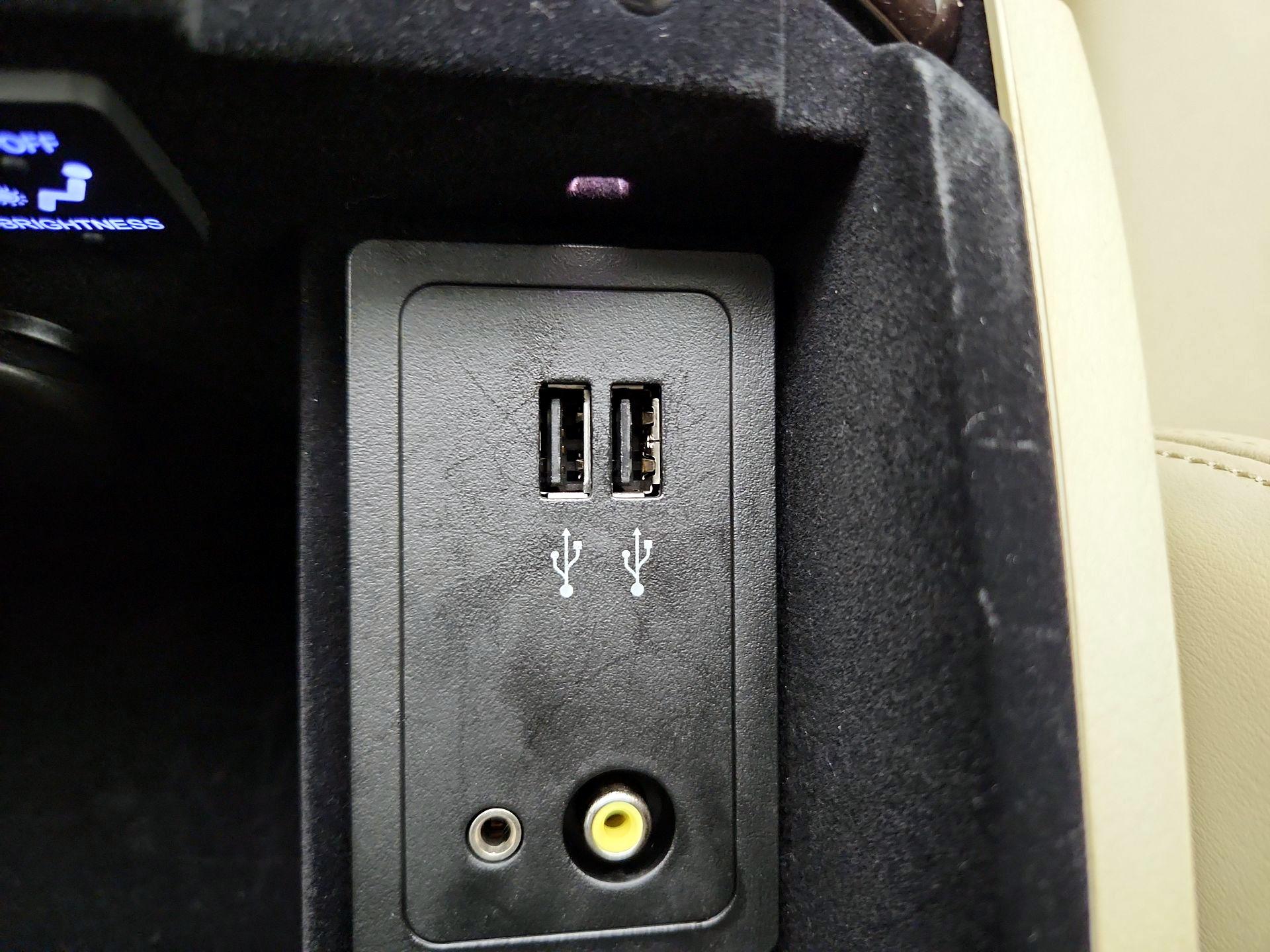 Thumbnail: 2019 INFINITI Q50 - 18