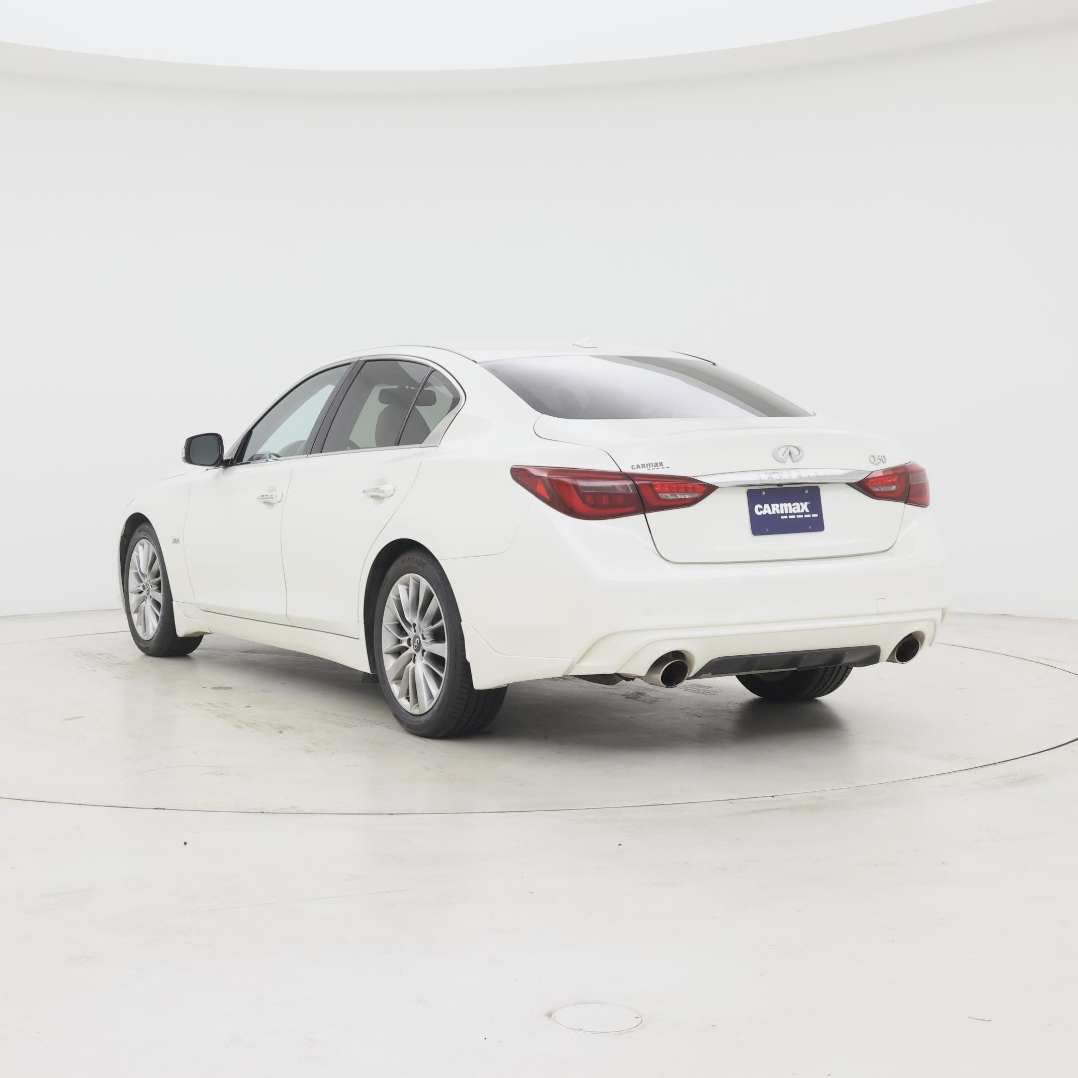 Thumbnail: 2019 INFINITI Q50 - 2