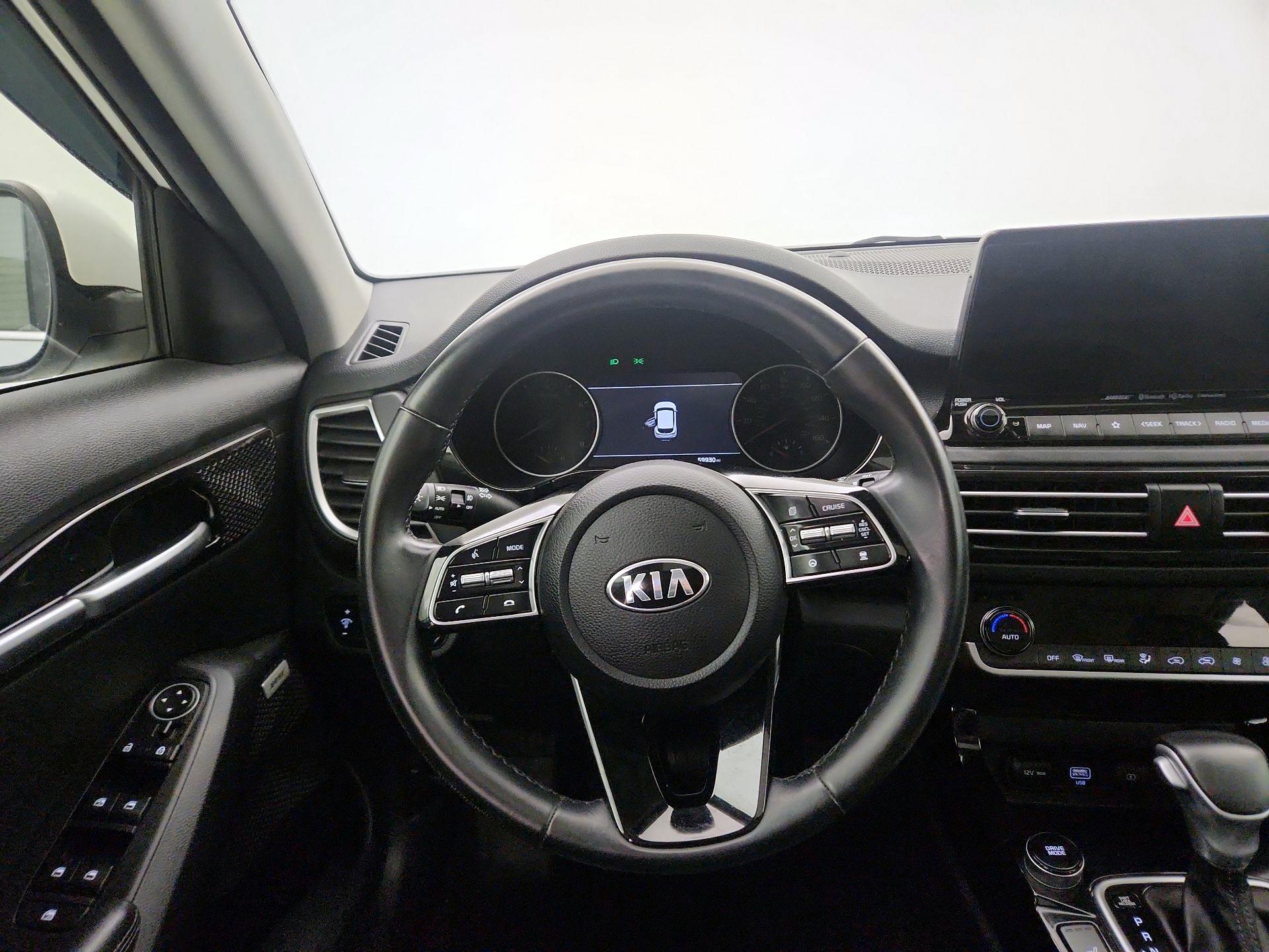 Thumbnail: 2021 Kia Seltos - 10