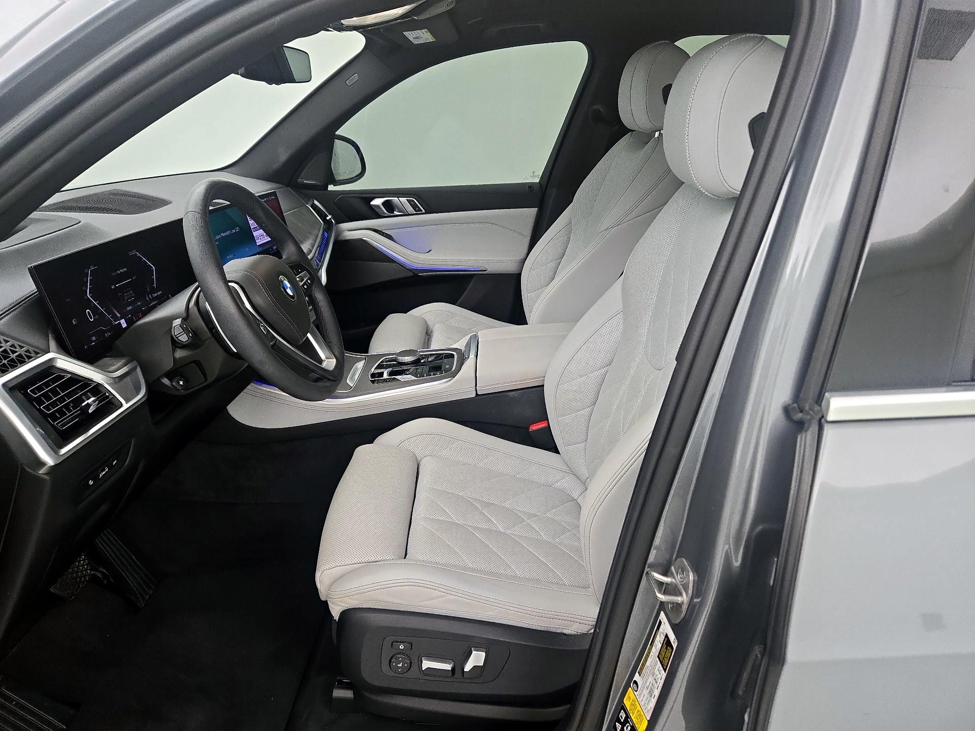 Thumbnail: 2024 BMW X5 - 11