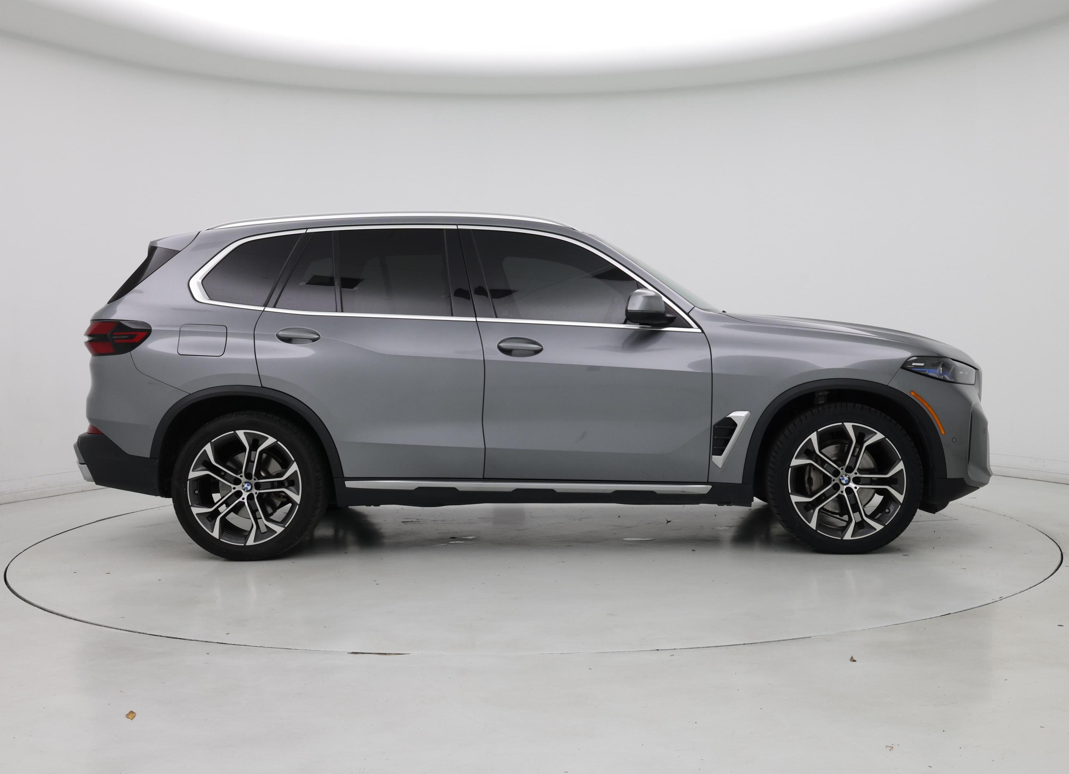 Thumbnail: 2024 BMW X5 - 7