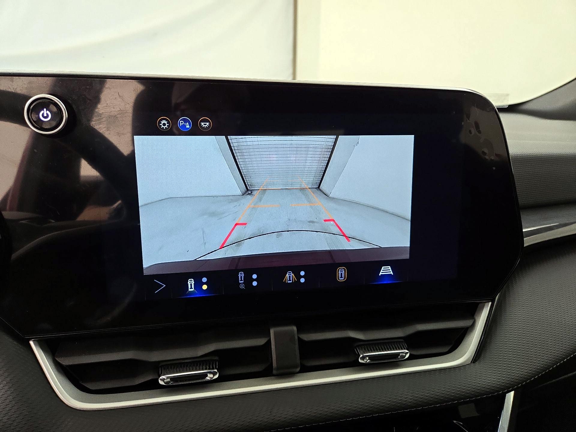 Thumbnail: 2026 Chevrolet Equinox - 14