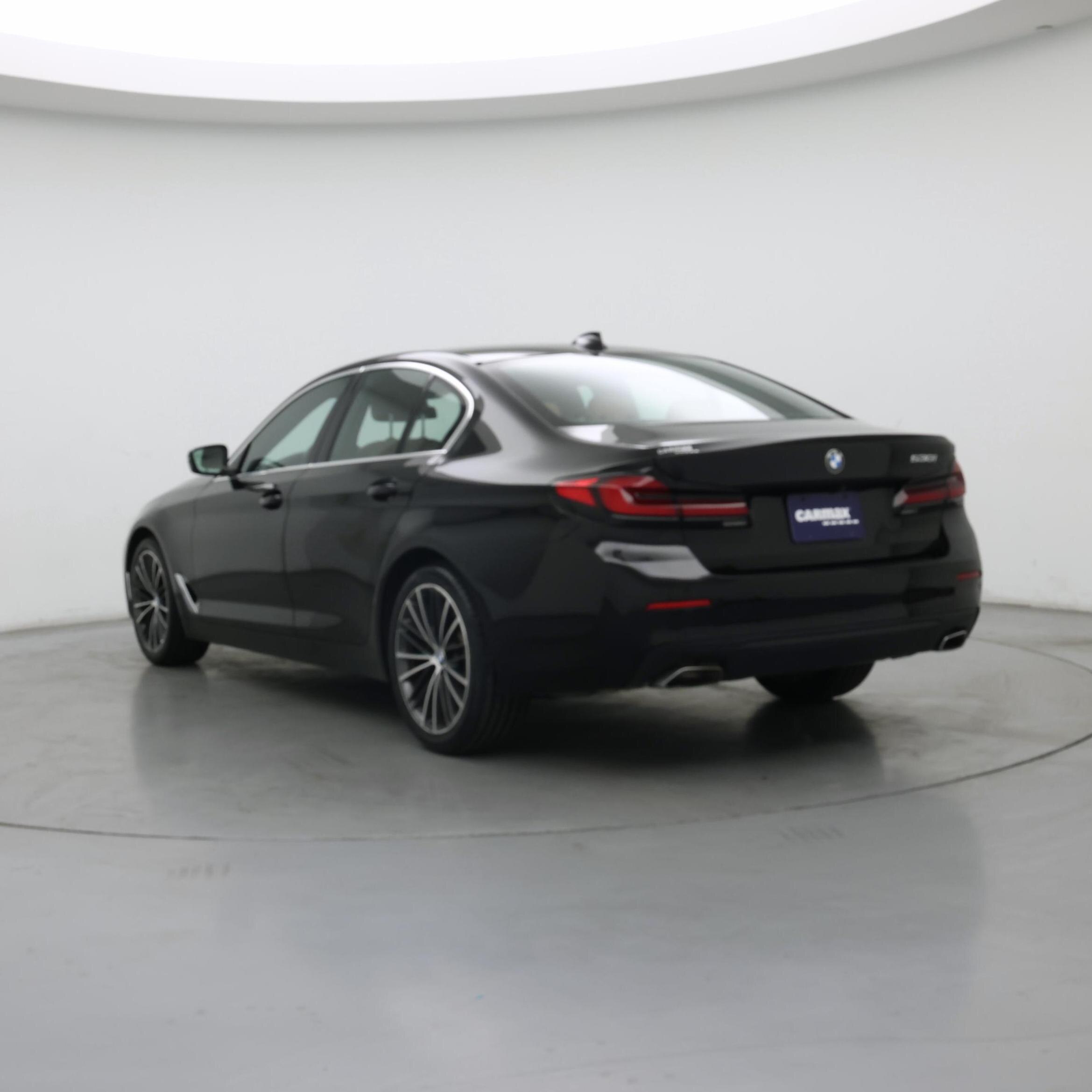 Thumbnail: 2023 BMW 5 Series - 2