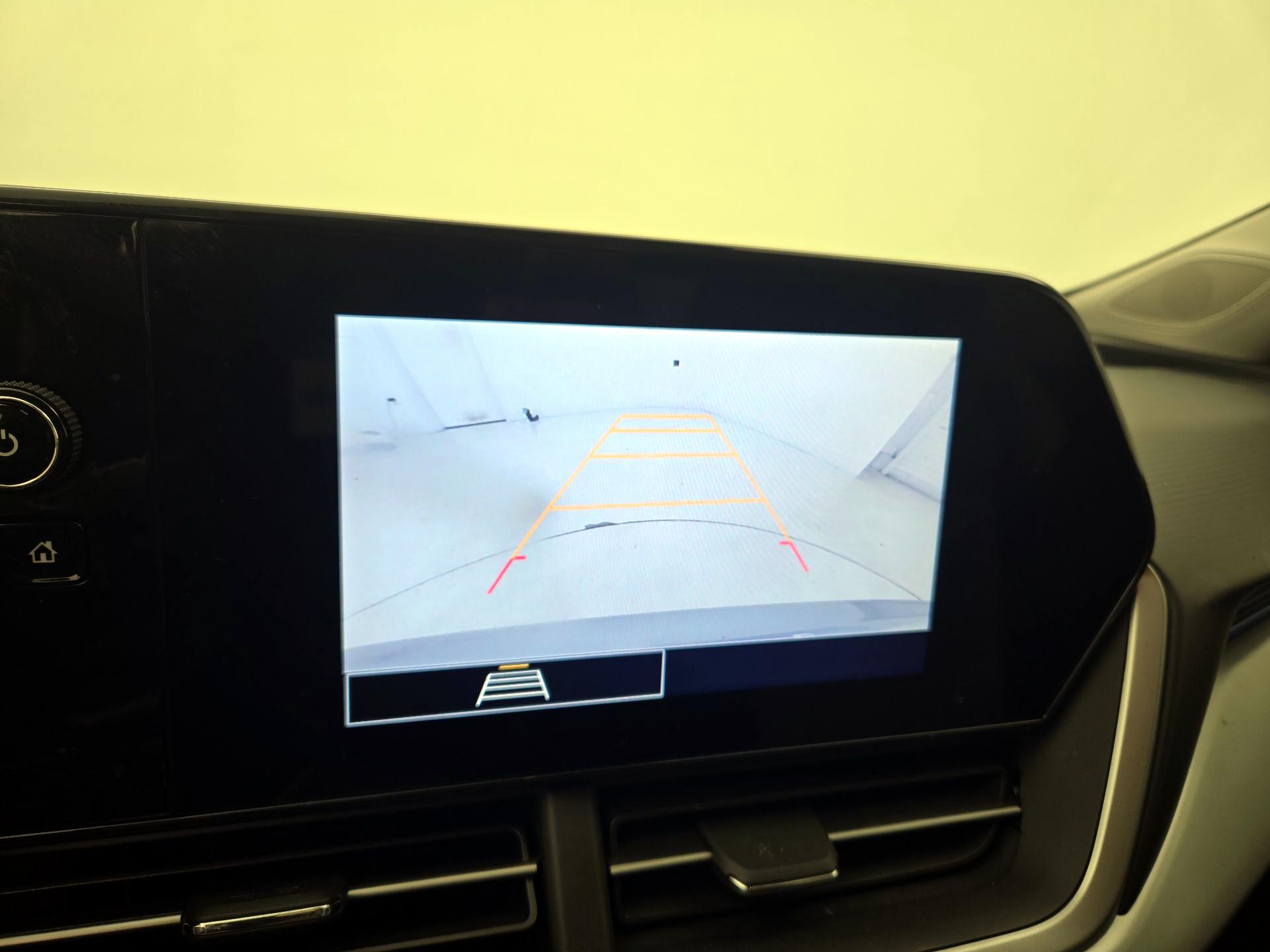 Thumbnail: 2025 Chevrolet Trax - 14