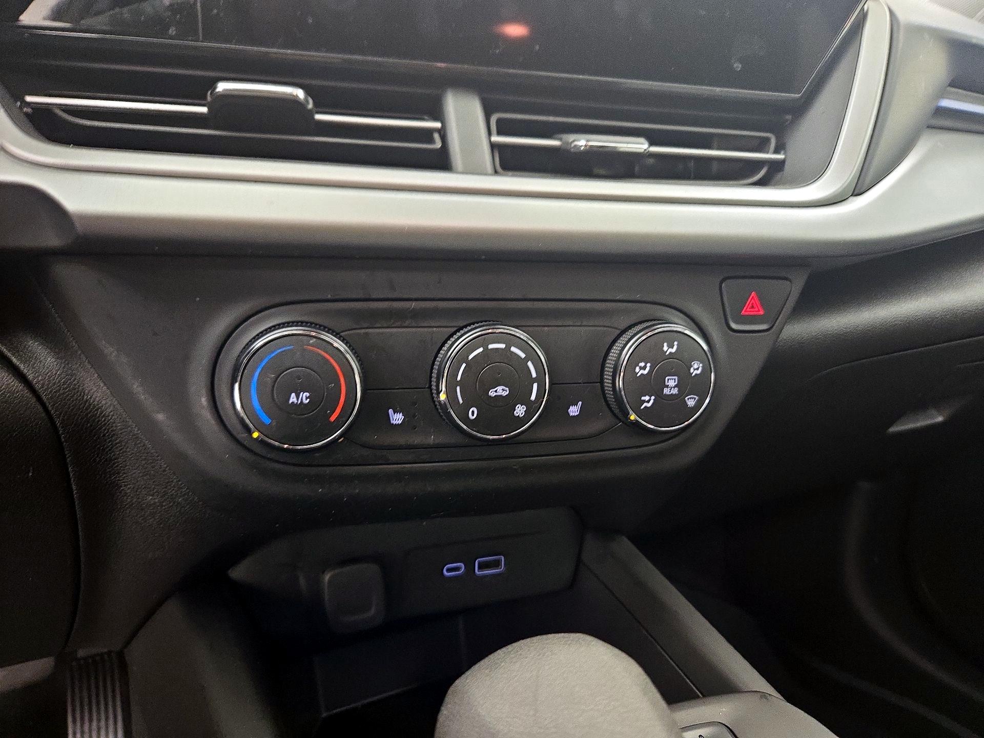 Thumbnail: 2025 Chevrolet Trax - 16