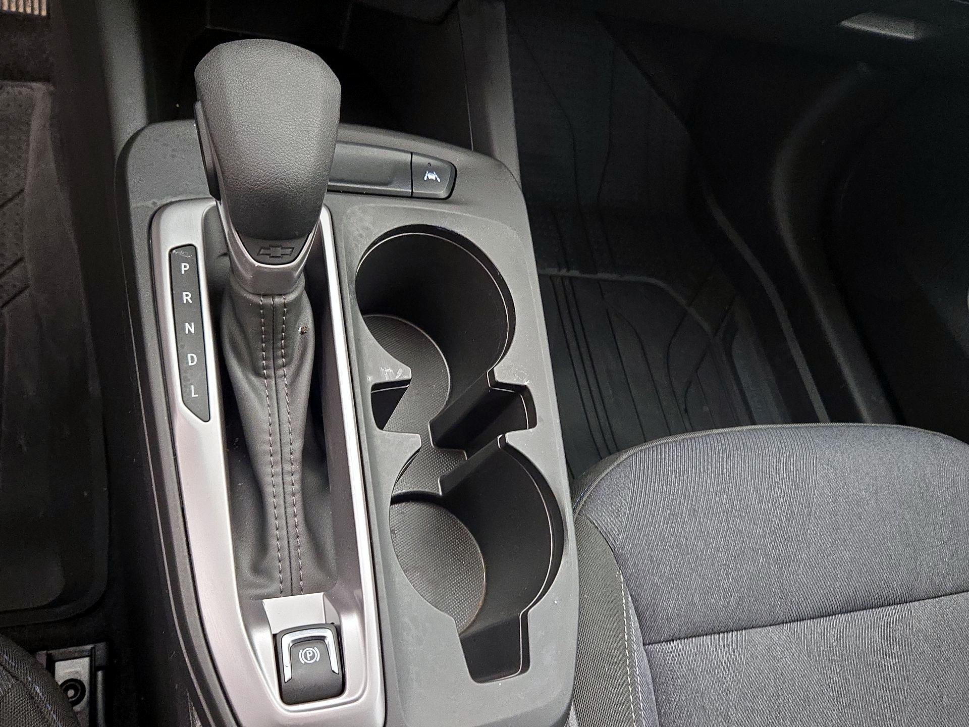 Thumbnail: 2025 Chevrolet Trax - 17