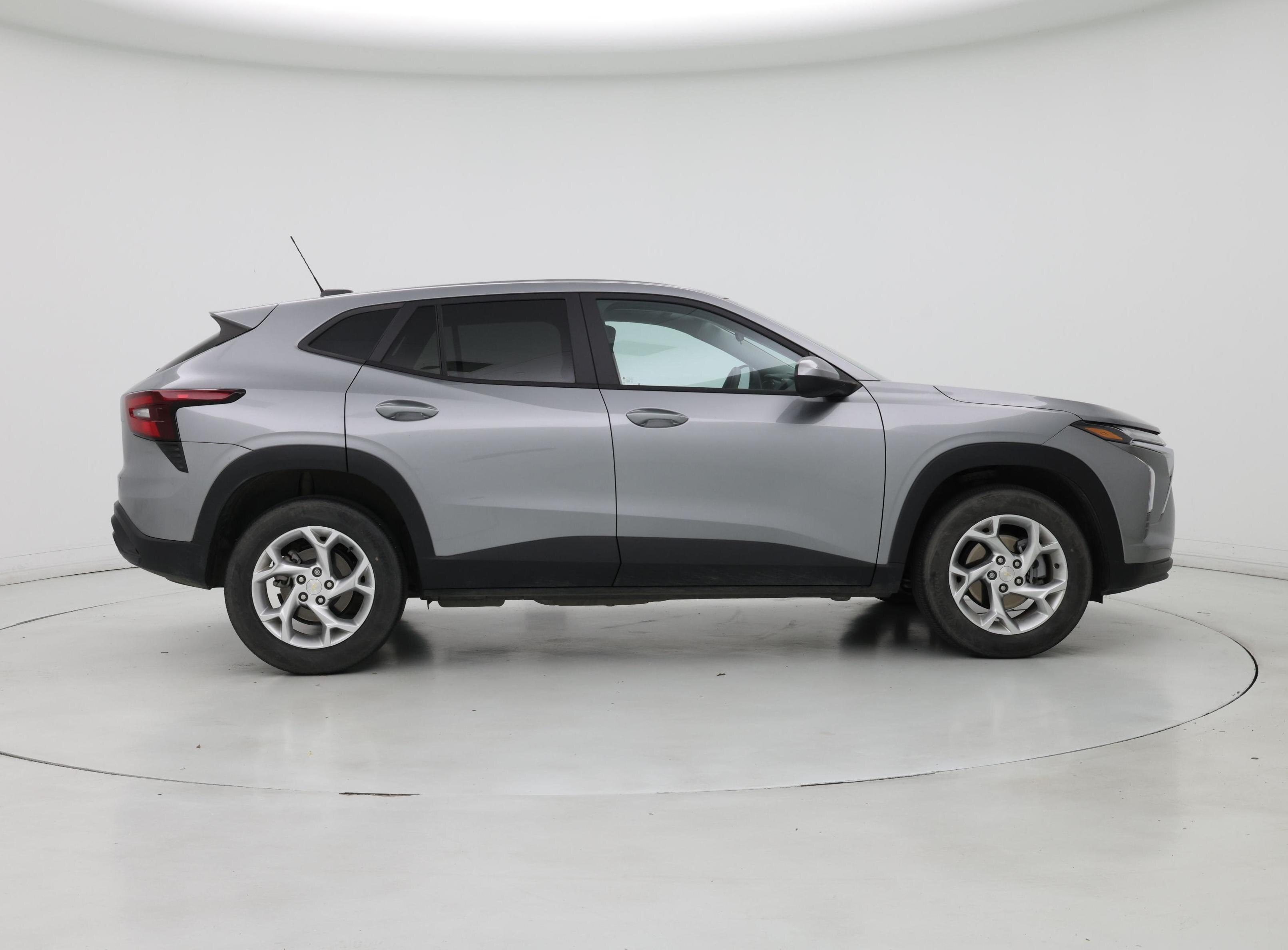 Thumbnail: 2025 Chevrolet Trax - 7