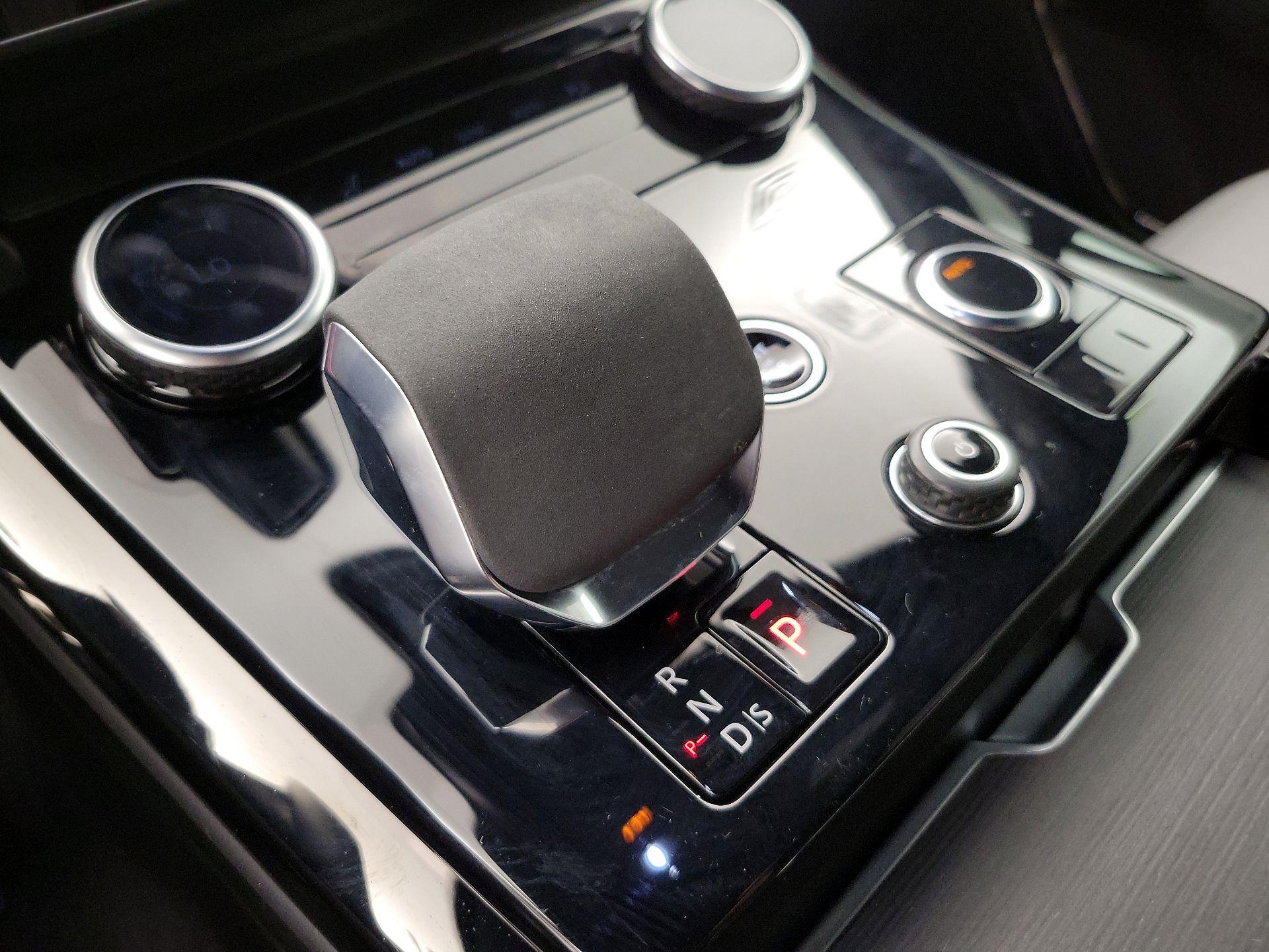 Thumbnail: 2023 Land Rover Range Rover Sport - 18