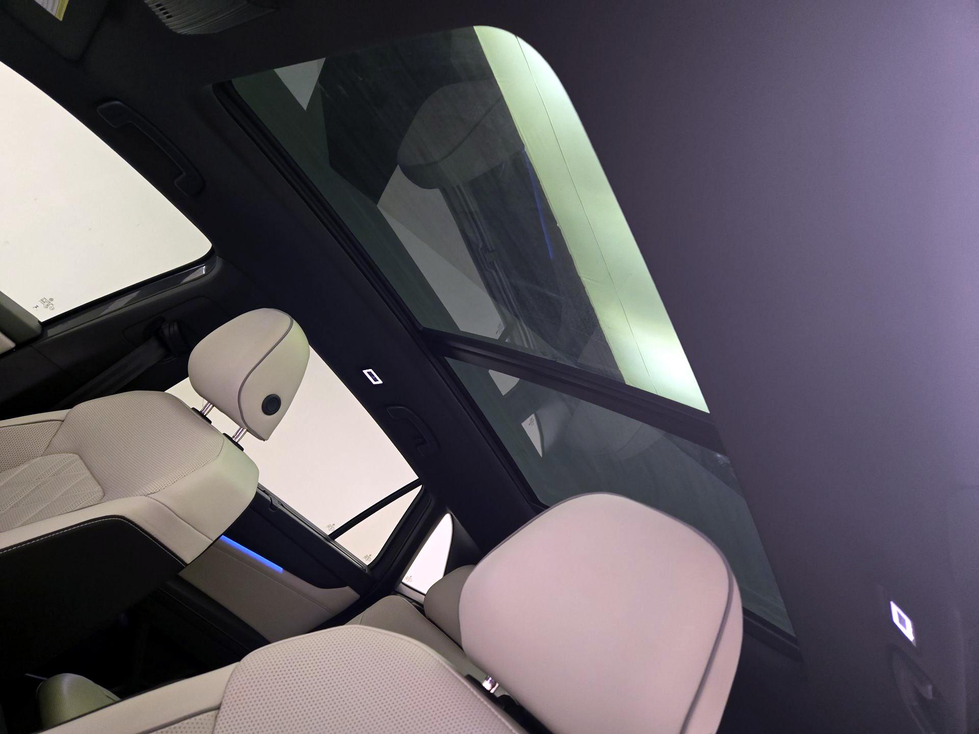 Thumbnail: 2024 Volkswagen Atlas - 20