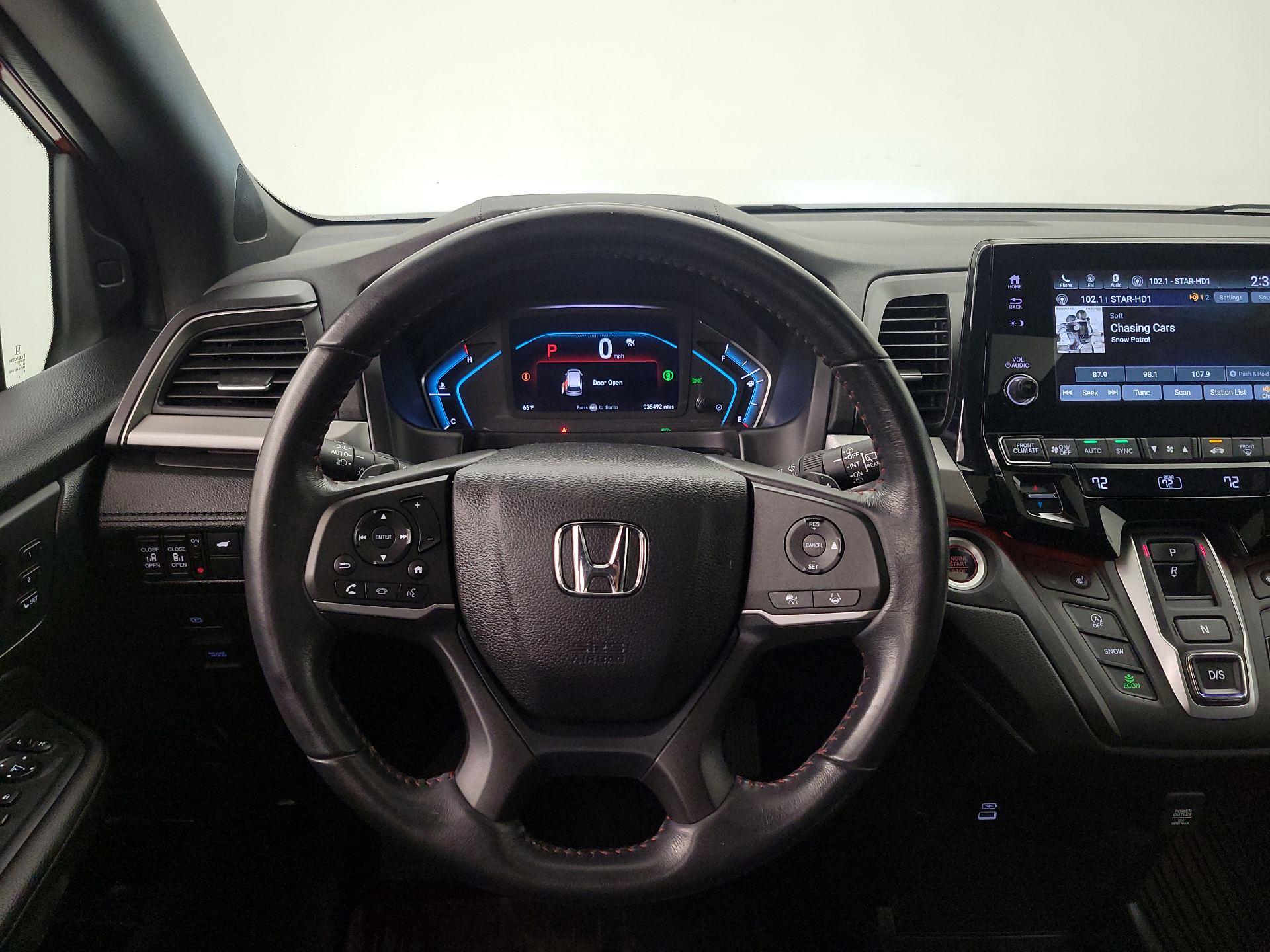 Thumbnail: 2023 Honda Odyssey - 10