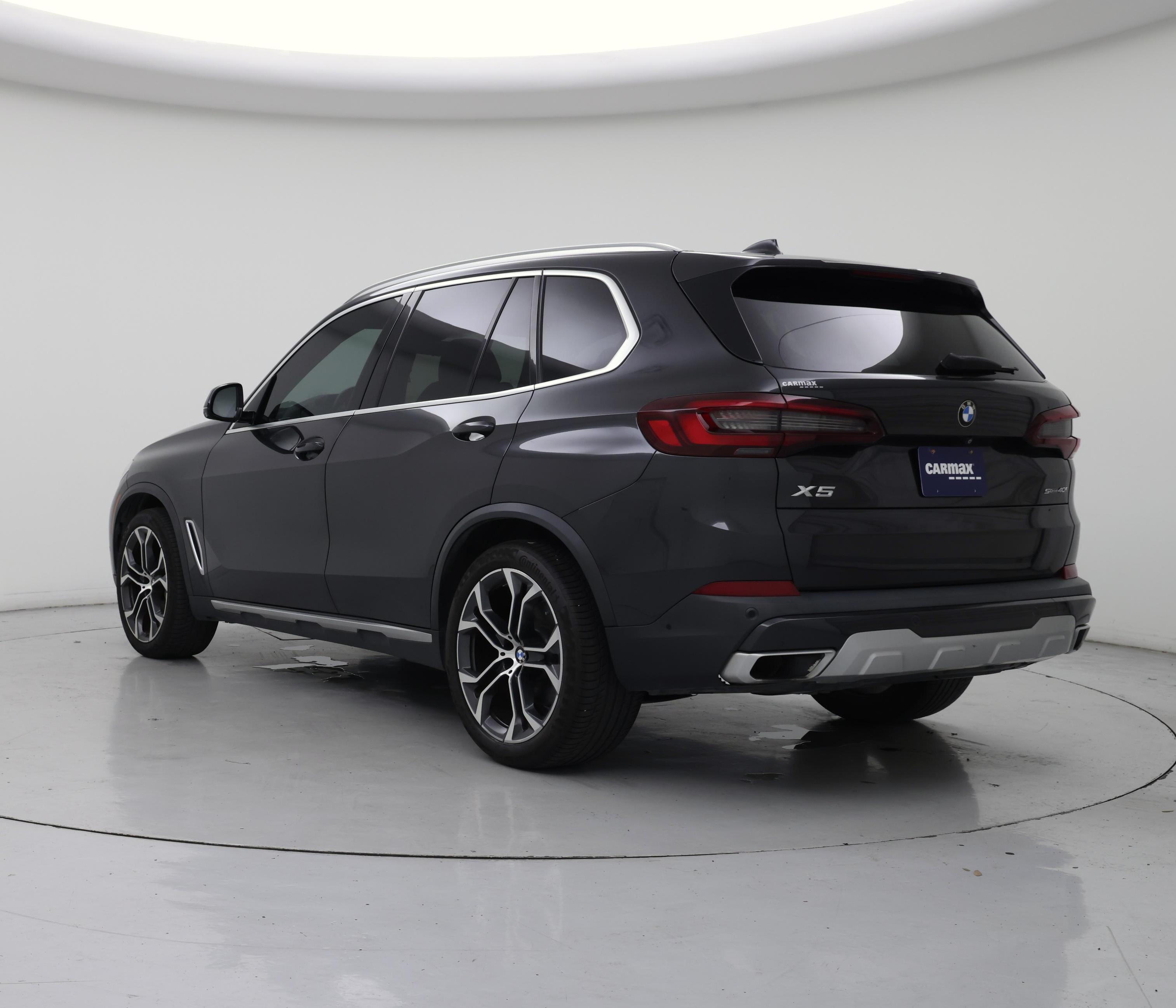 Thumbnail: 2021 BMW X5 - 2
