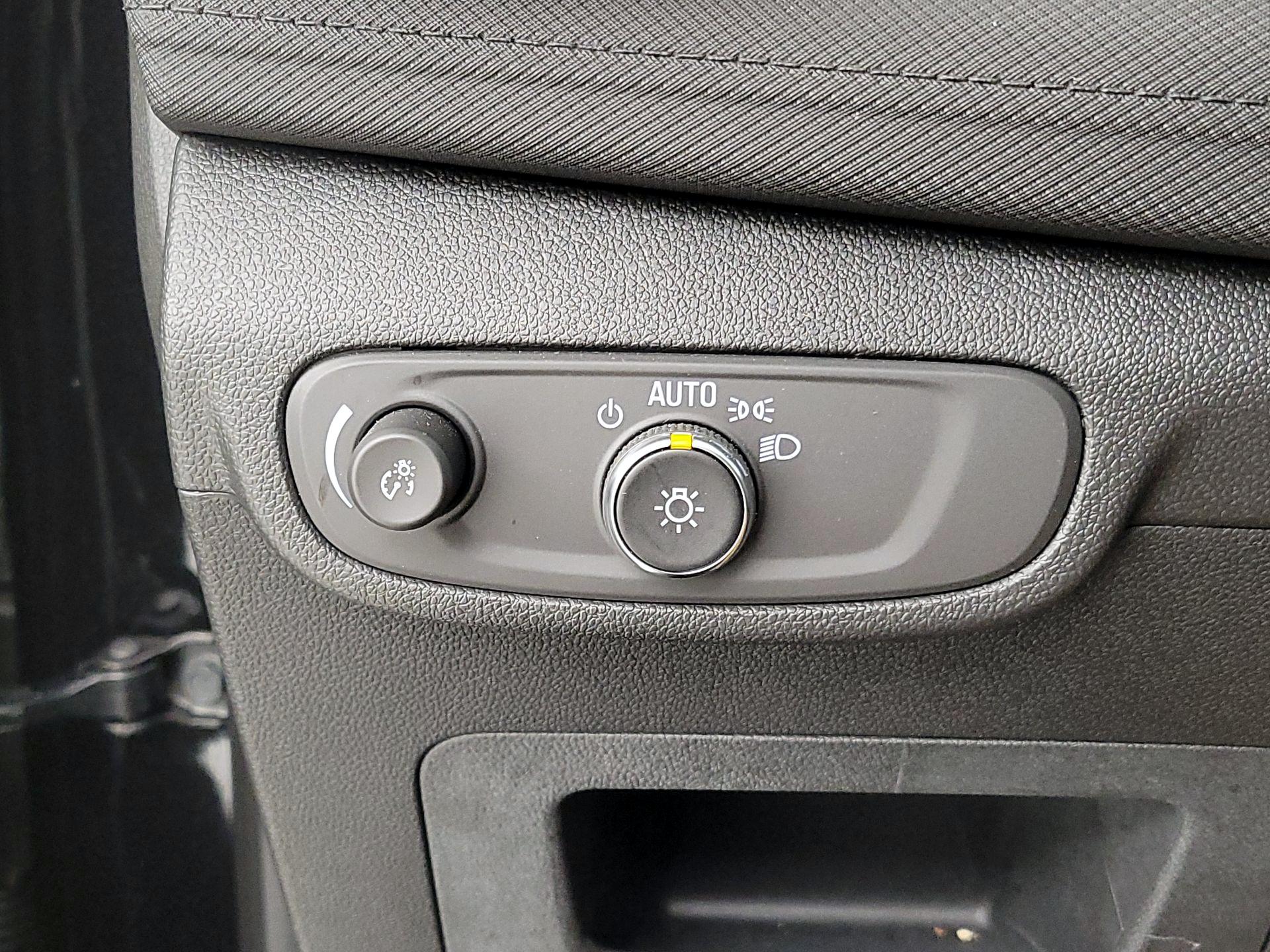 Thumbnail: 2025 Chevrolet TrailBlazer - 13