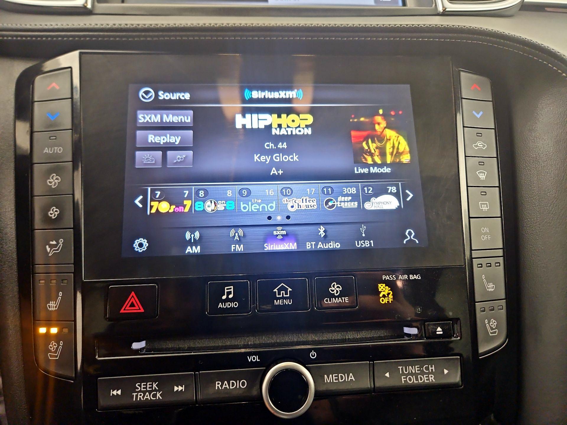 Thumbnail: 2023 INFINITI QX50 - 16