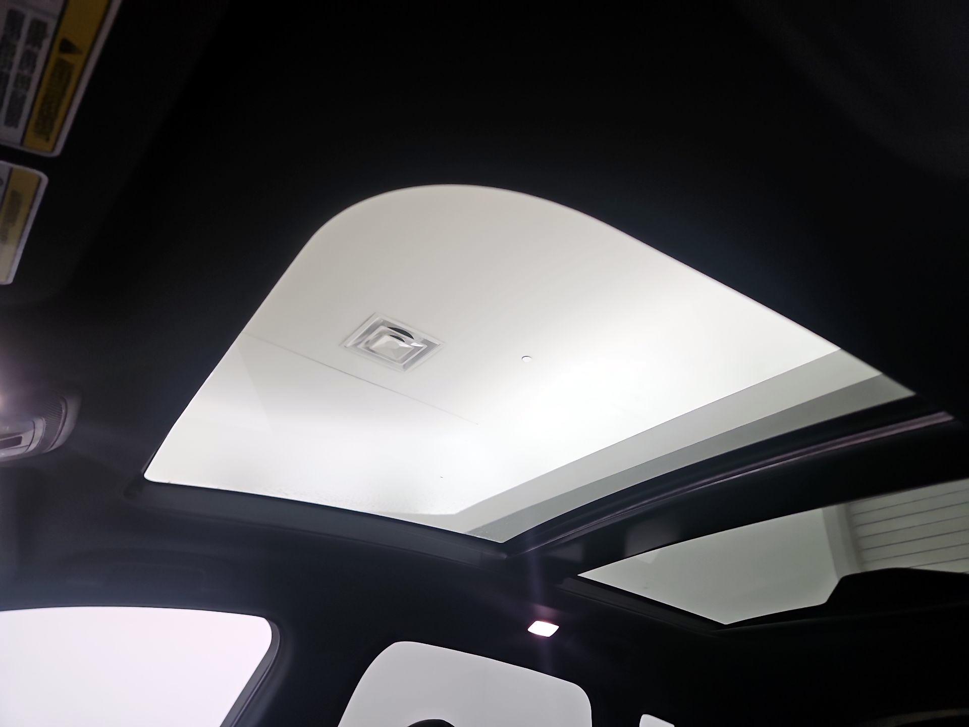 Thumbnail: 2023 INFINITI QX50 - 18