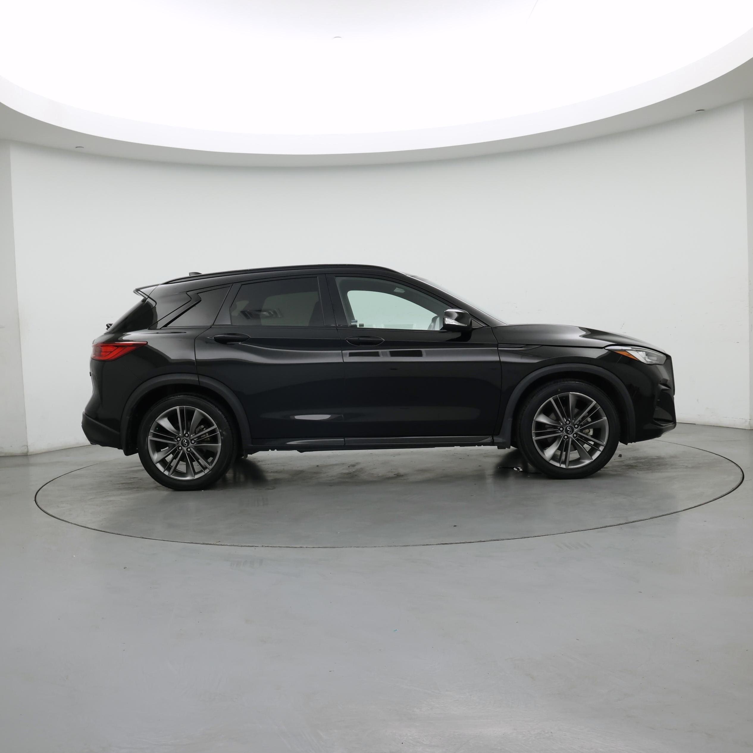 Thumbnail: 2023 INFINITI QX50 - 7