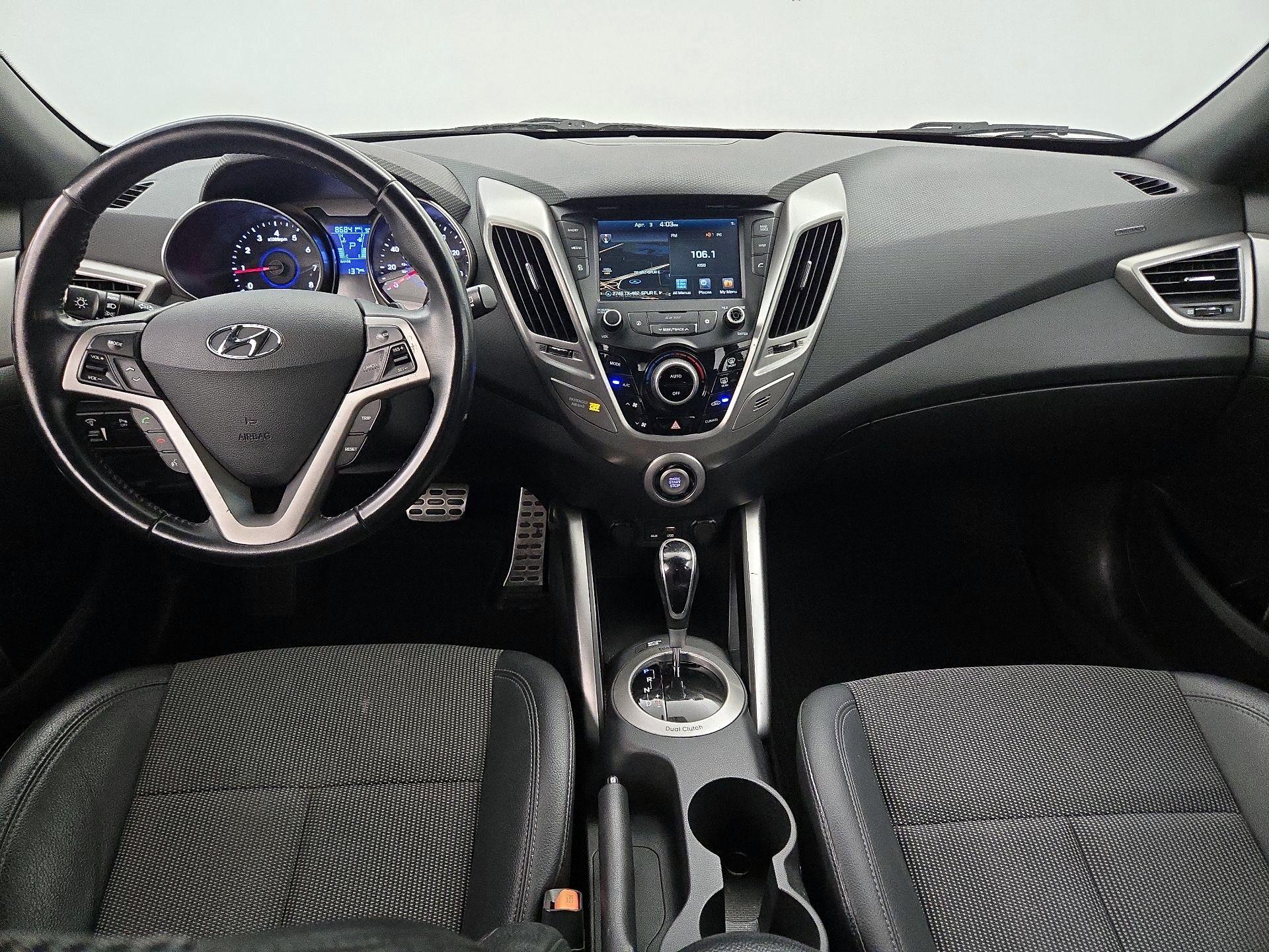 Thumbnail: 2016 Hyundai Veloster - 9