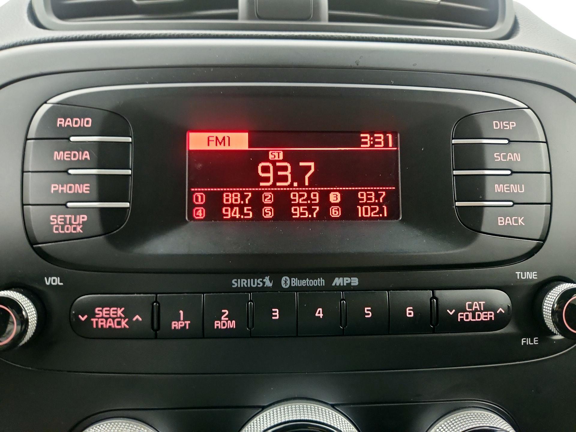 Thumbnail: 2016 Kia Soul - 14