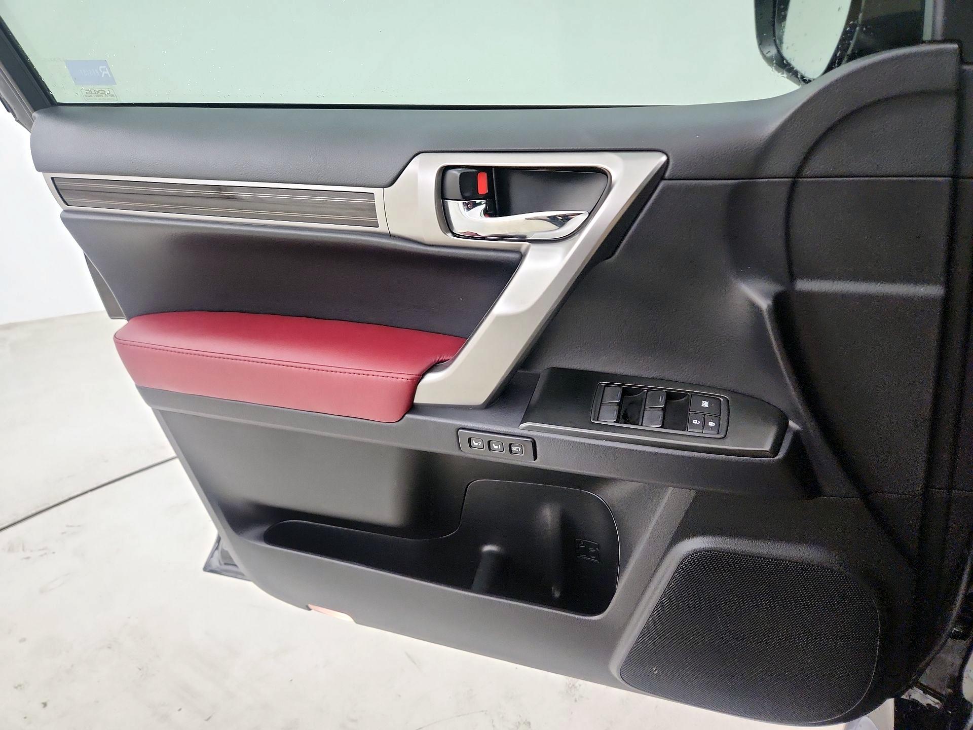 Thumbnail: 2022 Lexus GX - 12