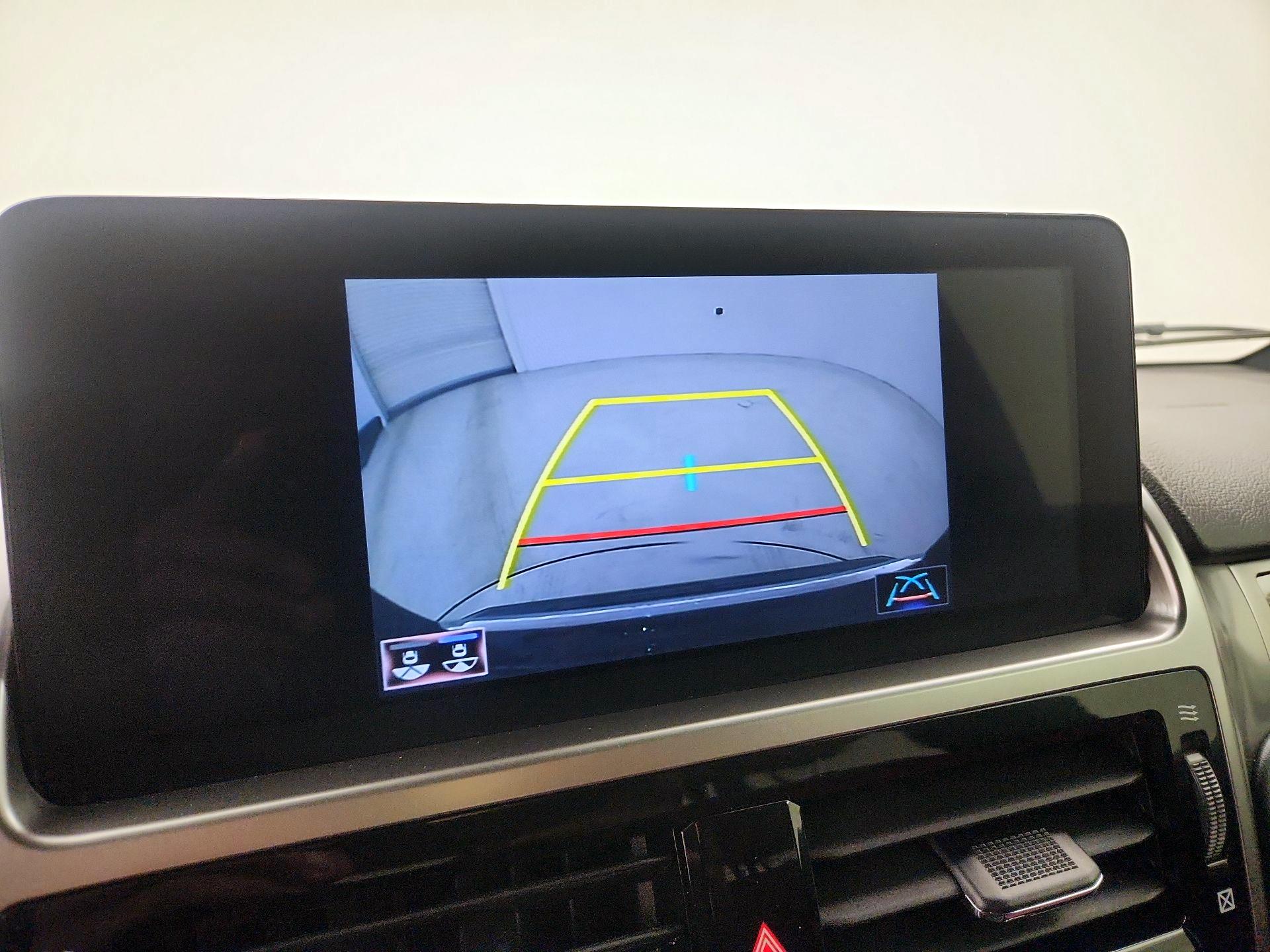 Thumbnail: 2022 Lexus GX - 15