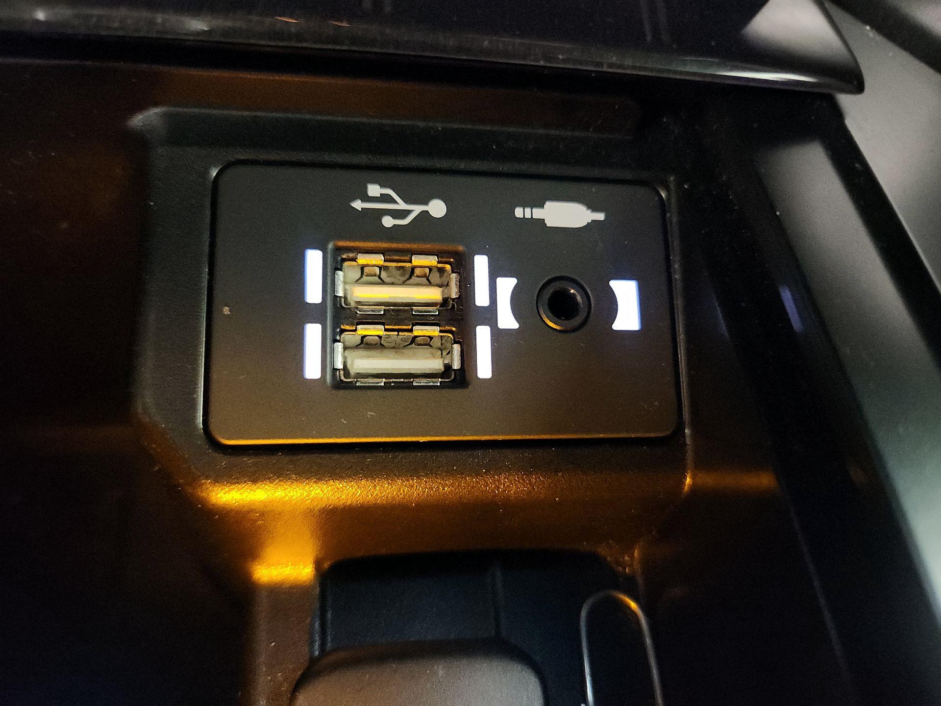 Thumbnail: 2022 Lexus GX - 19