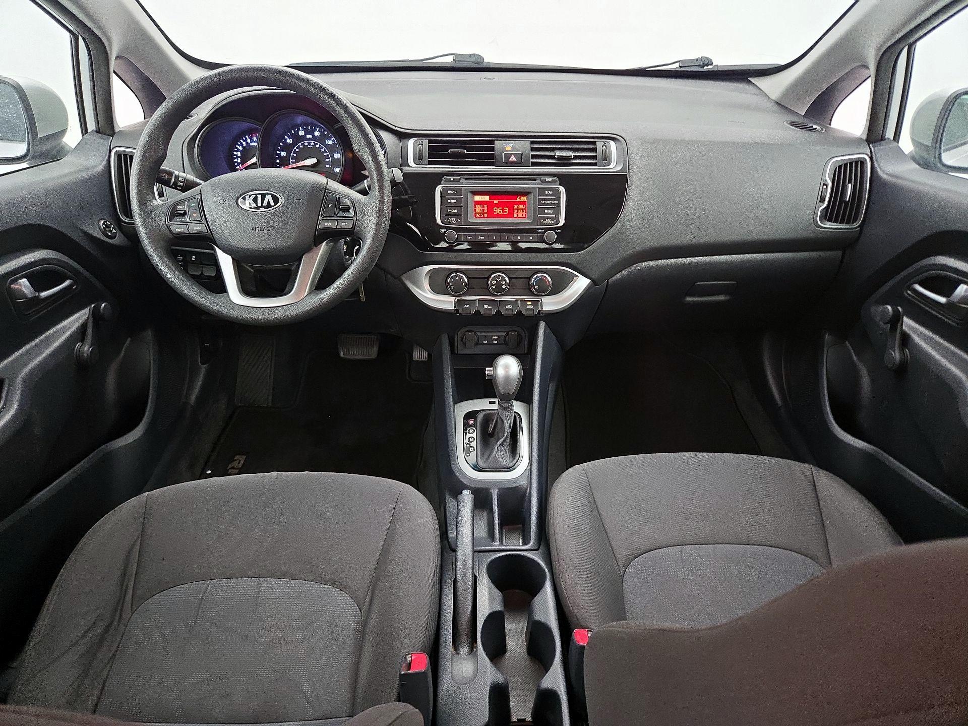 Thumbnail: 2016 Kia Rio - 9