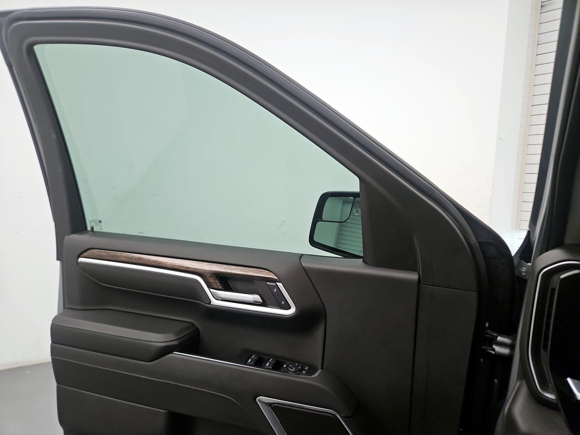 Thumbnail: 2024 GMC Sierra 1500 - 12