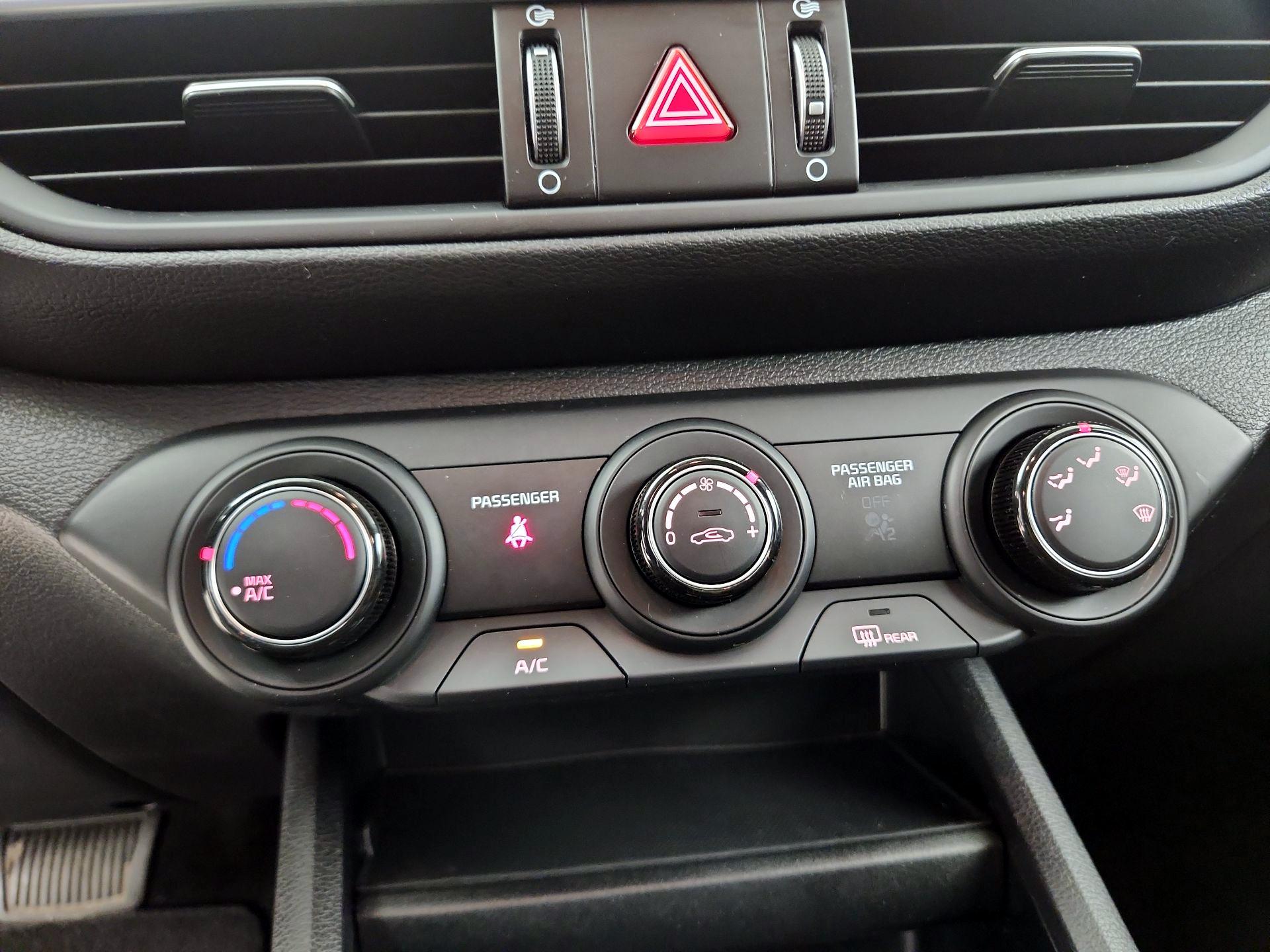 Thumbnail: 2024 Kia Forte - 14