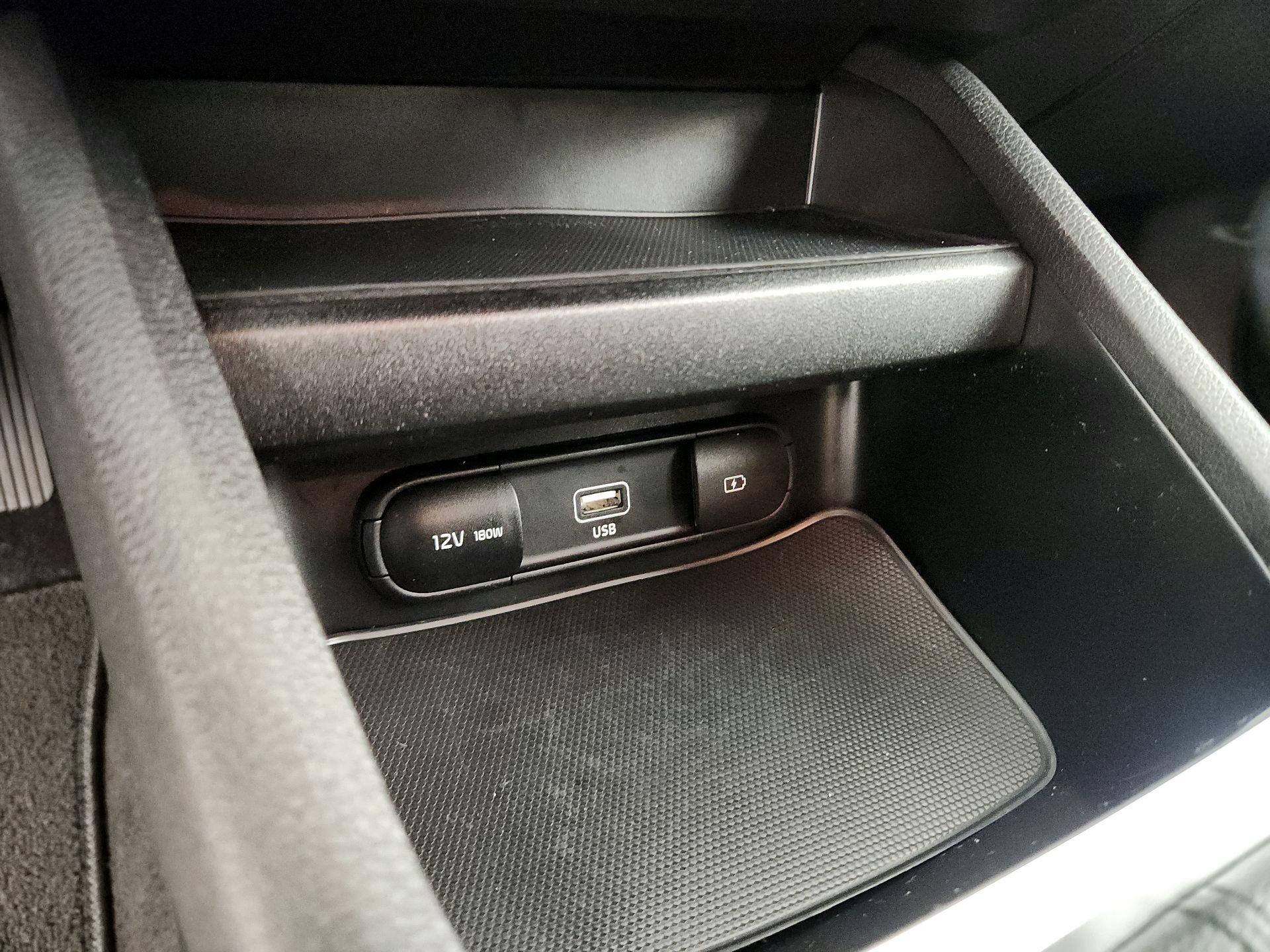 Thumbnail: 2024 Kia Forte - 16