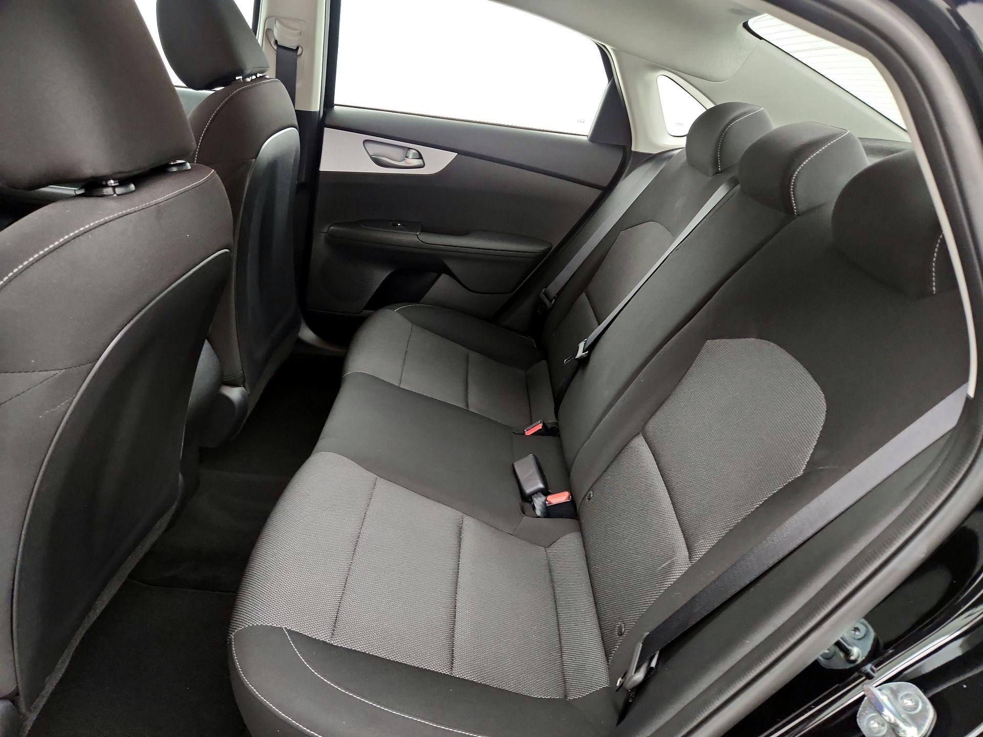 Thumbnail: 2024 Kia Forte - 17