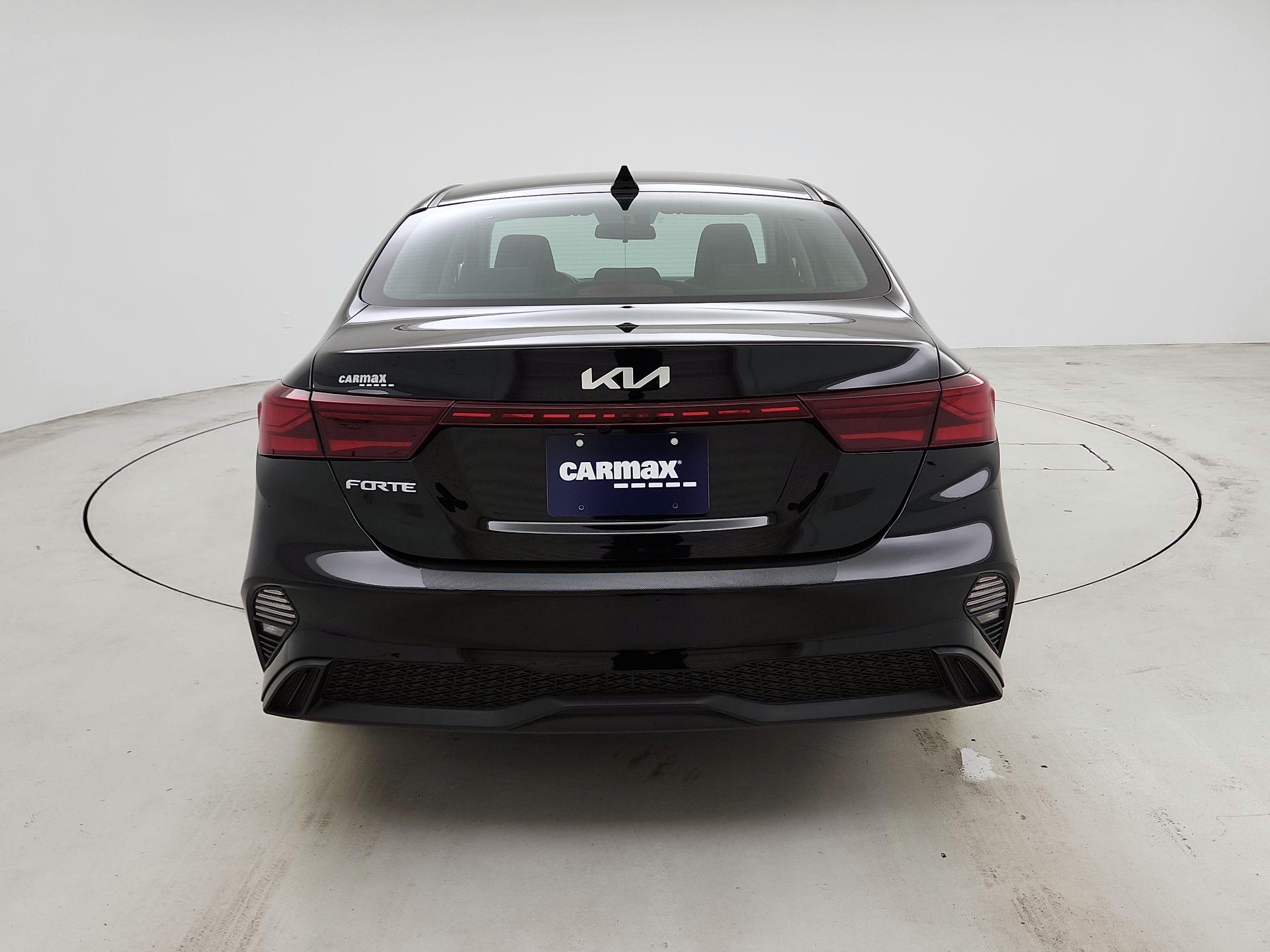 Thumbnail: 2024 Kia Forte - 6