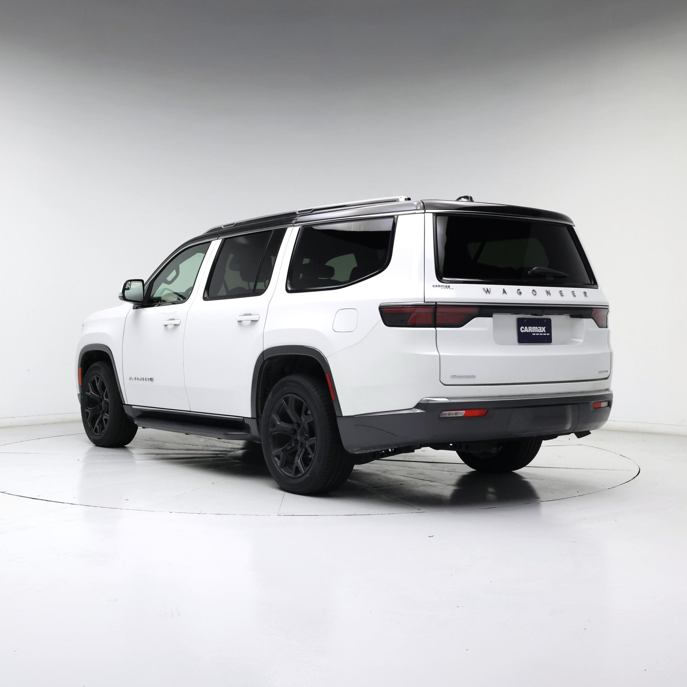 Thumbnail: 2022 Jeep Wagoneer - 2