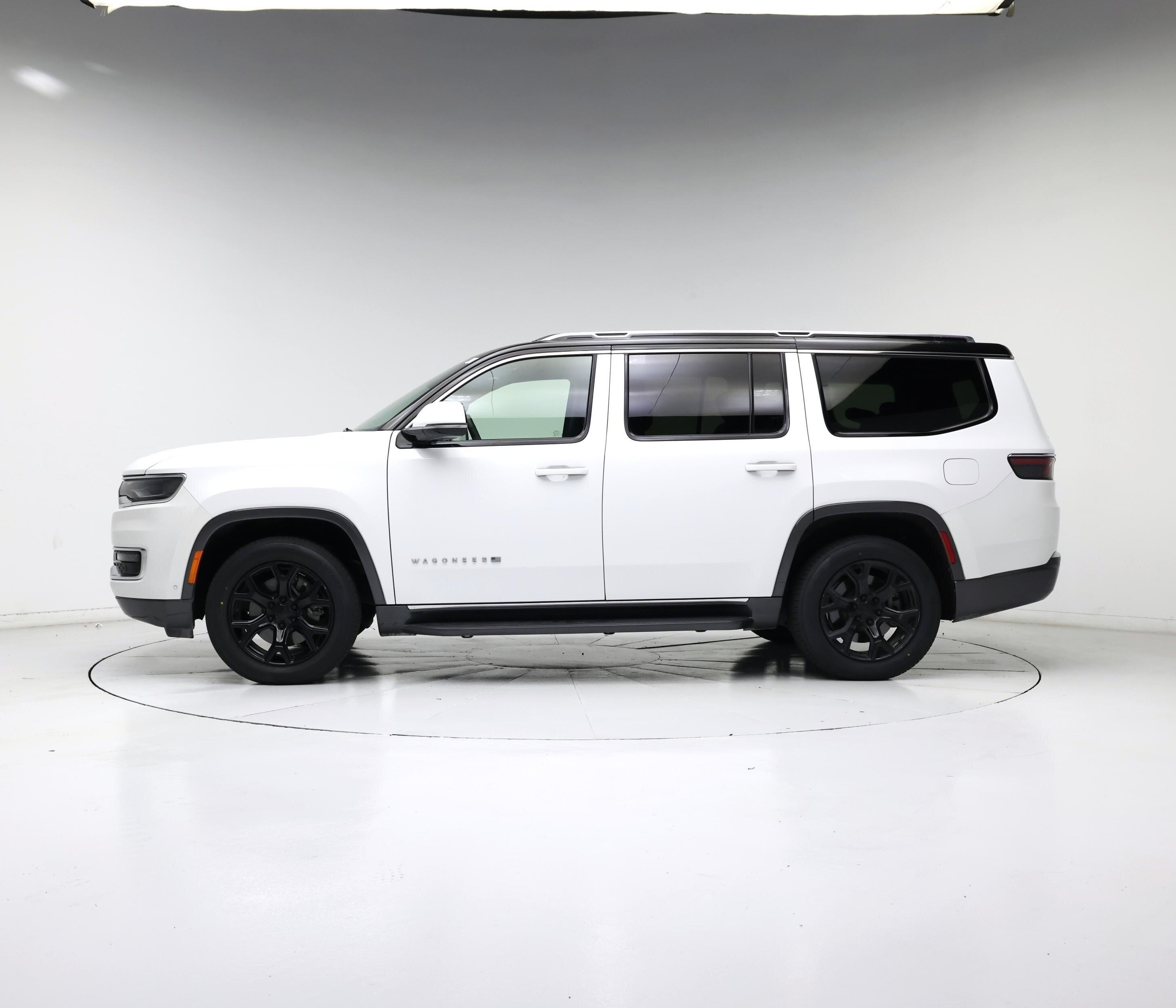 Thumbnail: 2022 Jeep Wagoneer - 3