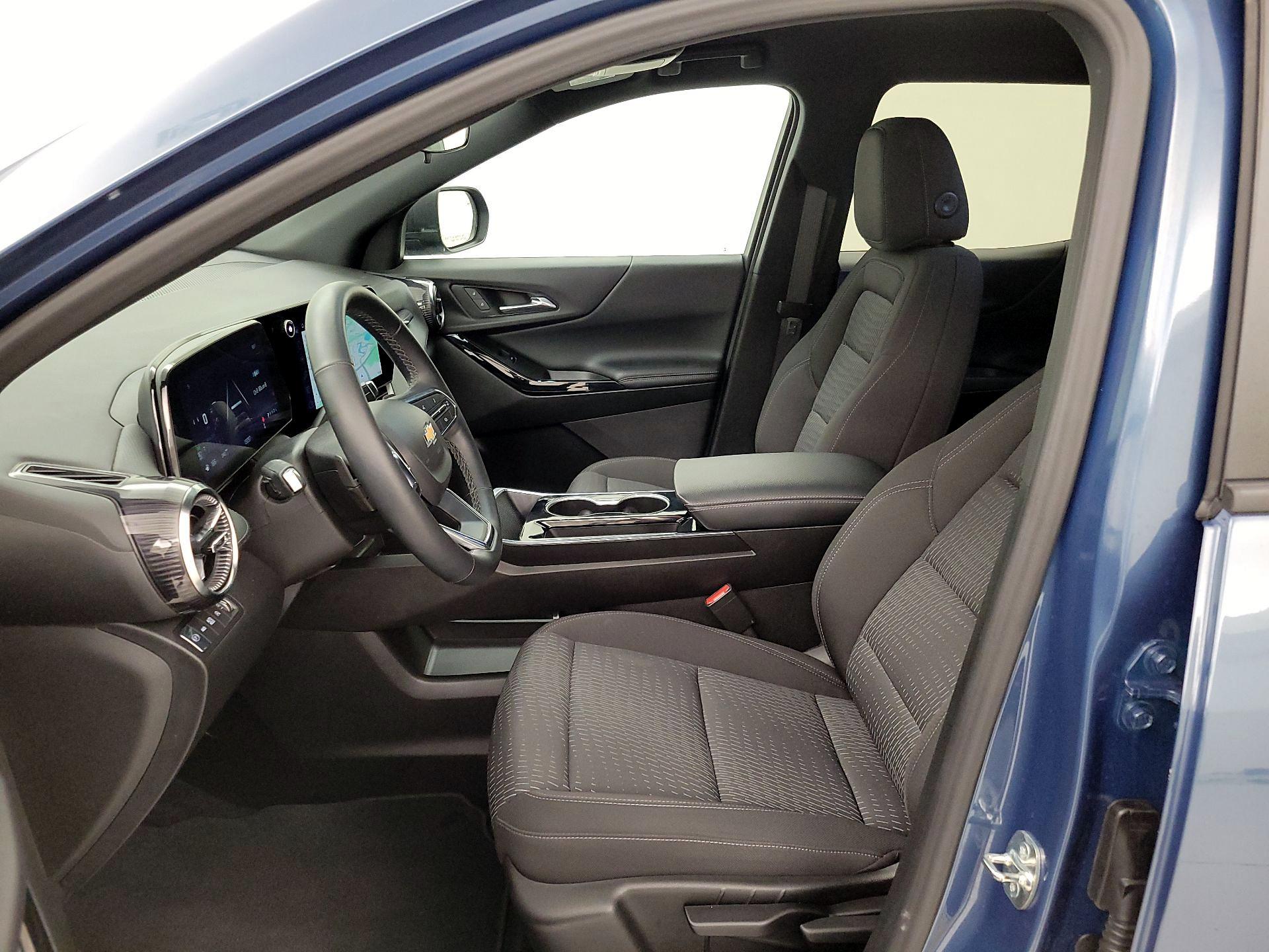 Thumbnail: 2025 Chevrolet Equinox - 11