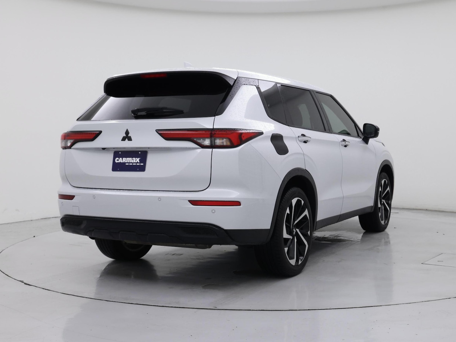 2024 Mitsubishi Outlander SE Black Edition - Photo 9