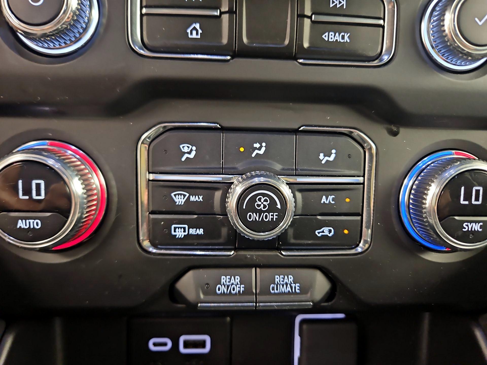 Thumbnail: 2024 GMC Yukon - 16