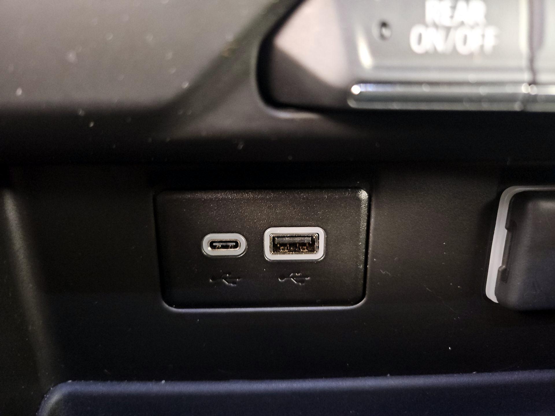 Thumbnail: 2024 GMC Yukon - 18