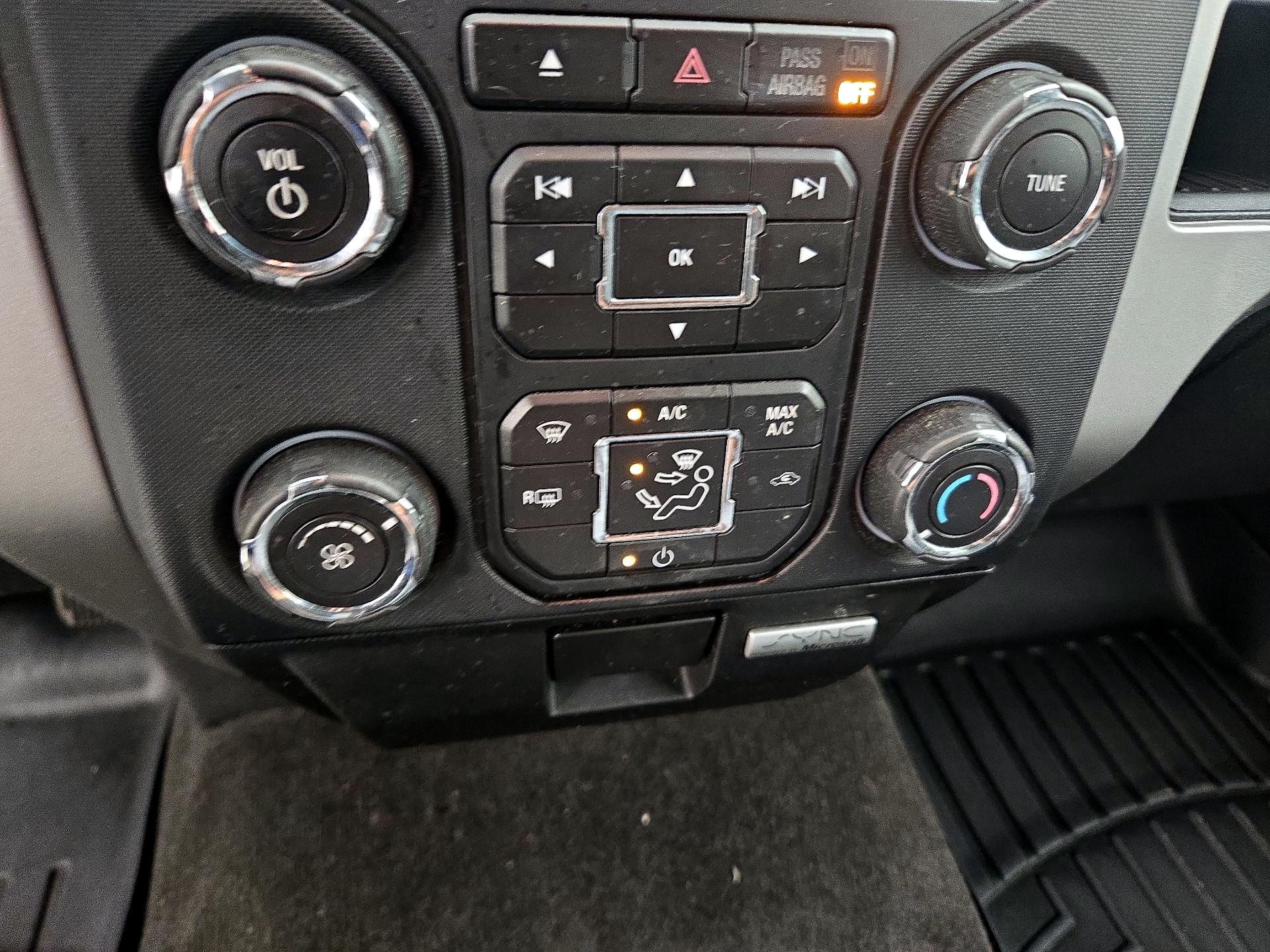 Thumbnail: 2014 Ford F-150 - 16