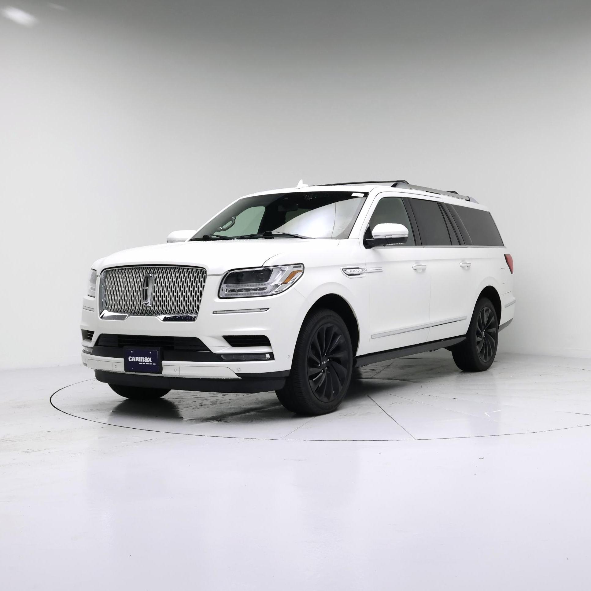 Thumbnail: 2021 Lincoln Navigator L - 4