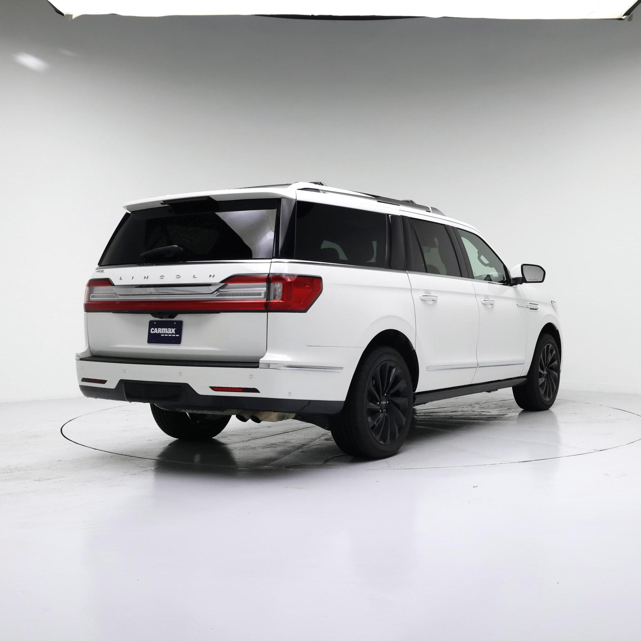 Thumbnail: 2021 Lincoln Navigator L - 8