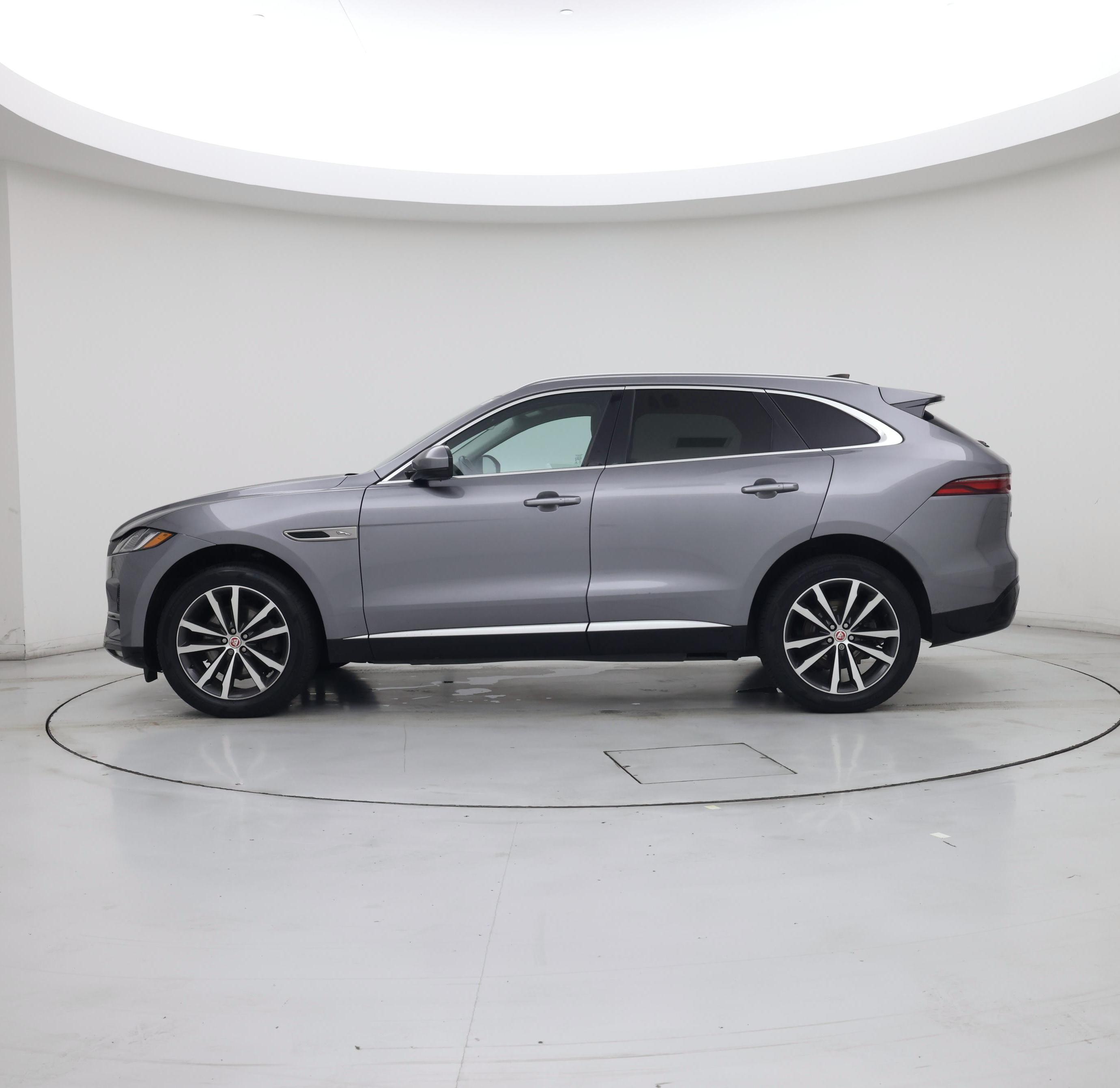 Thumbnail: 2023 Jaguar F-Pace - 3