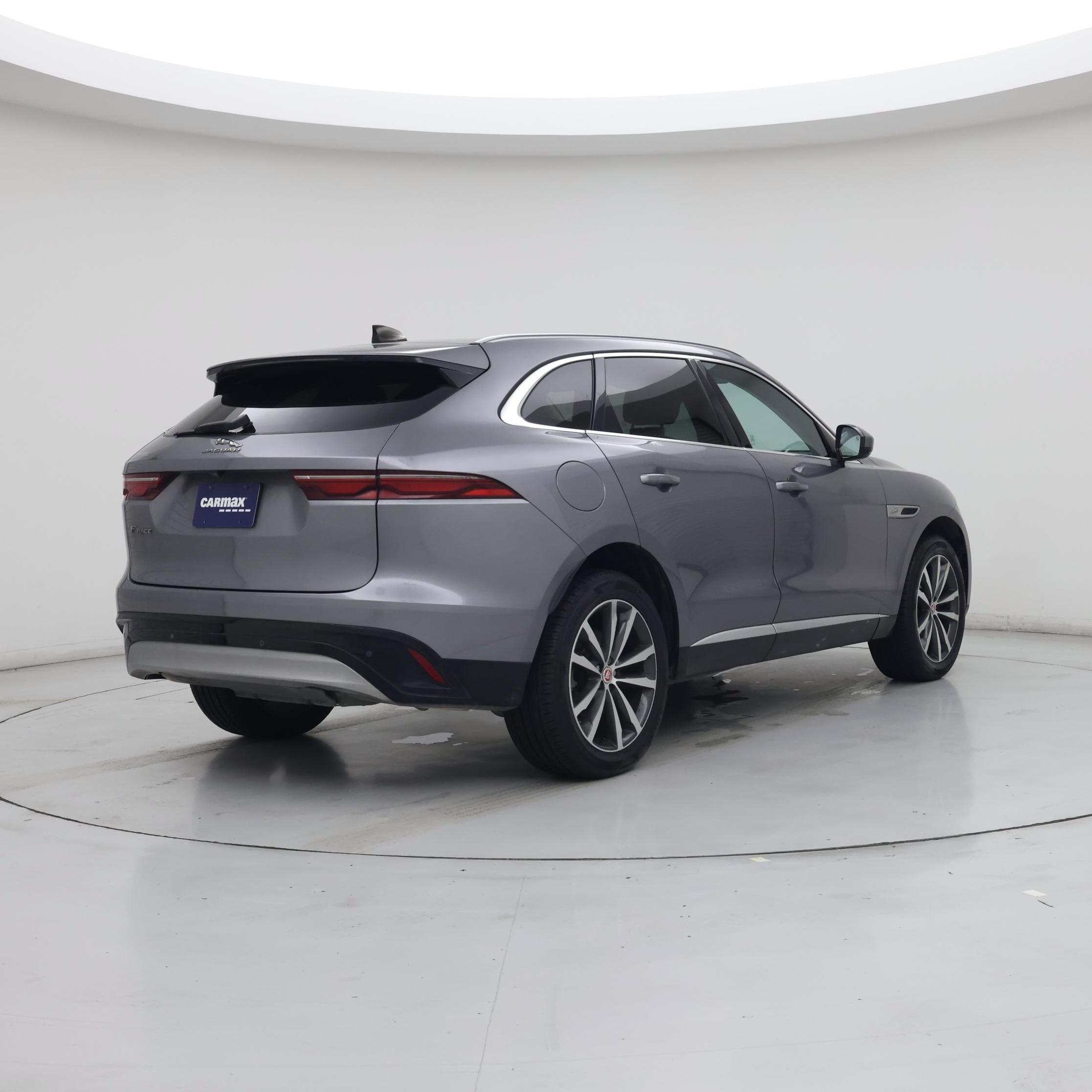 Thumbnail: 2023 Jaguar F-Pace - 8